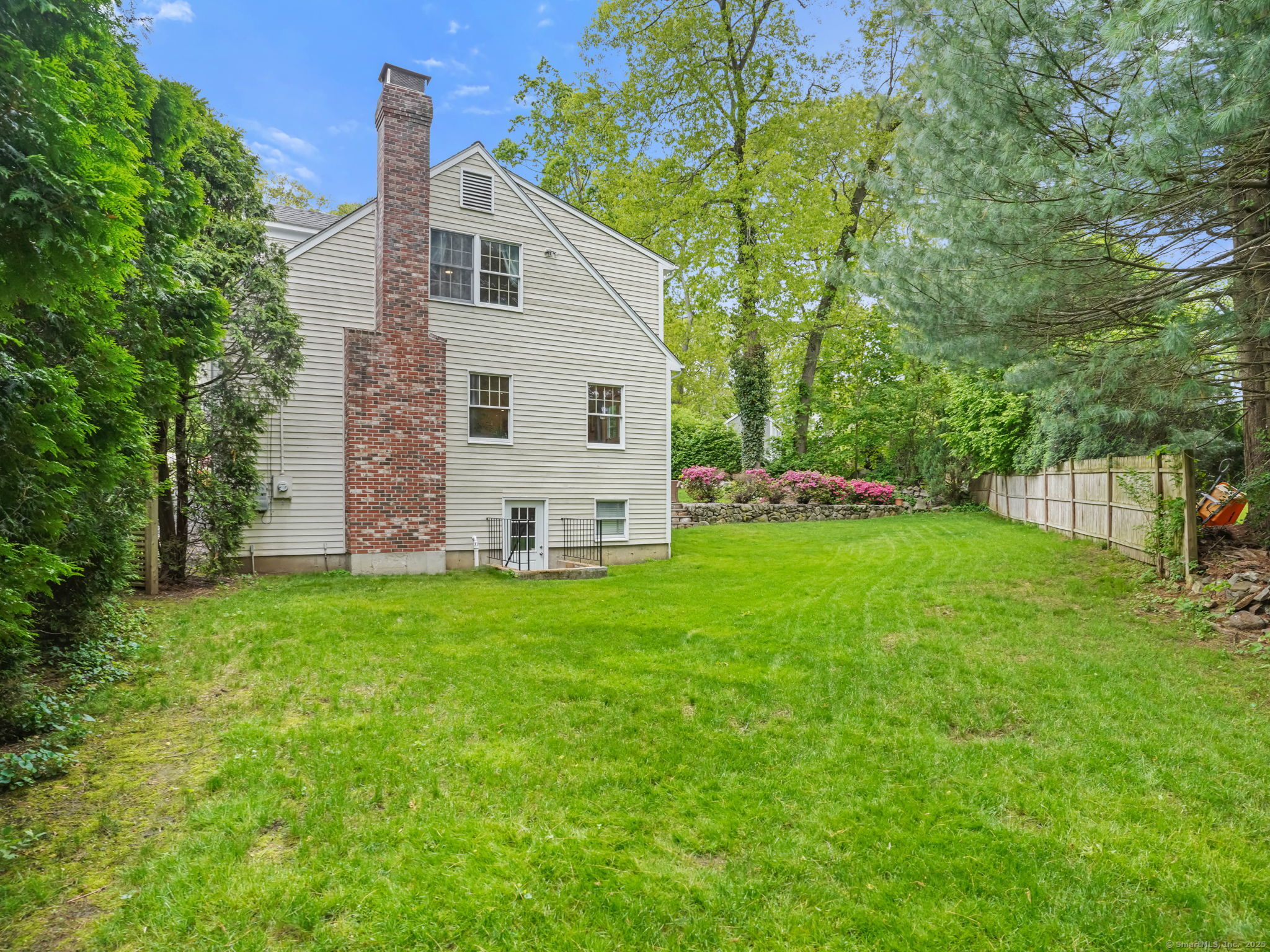 22 Rocky Ridge Drive