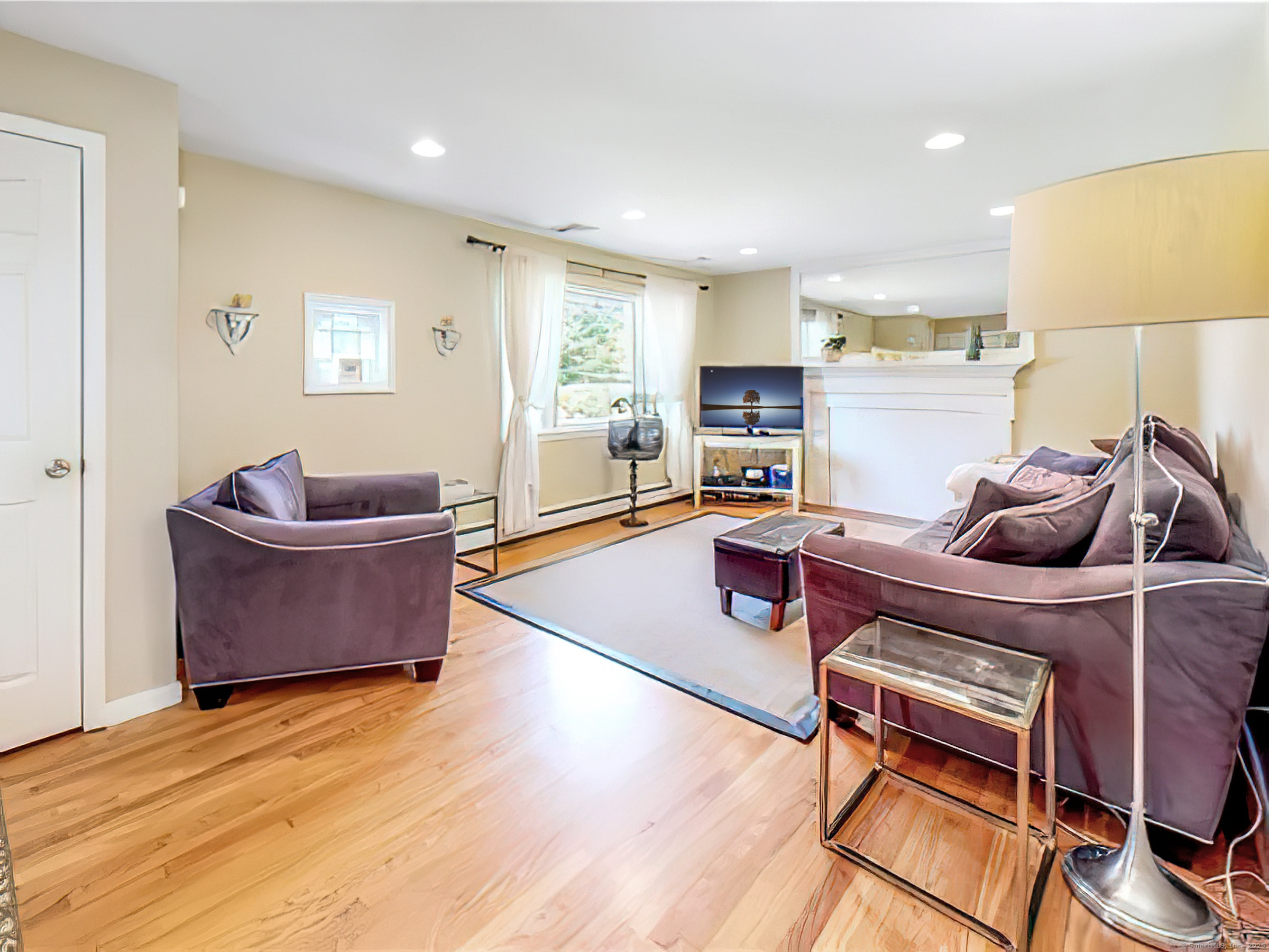 918 Daniels Farm Road