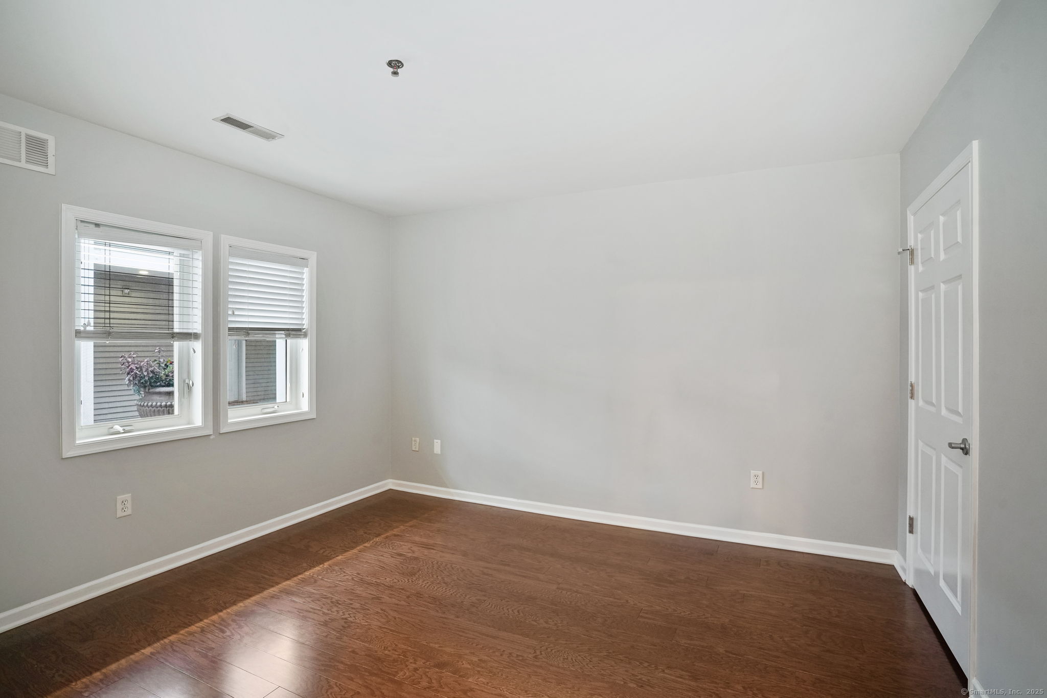 2660 North Avenue 114