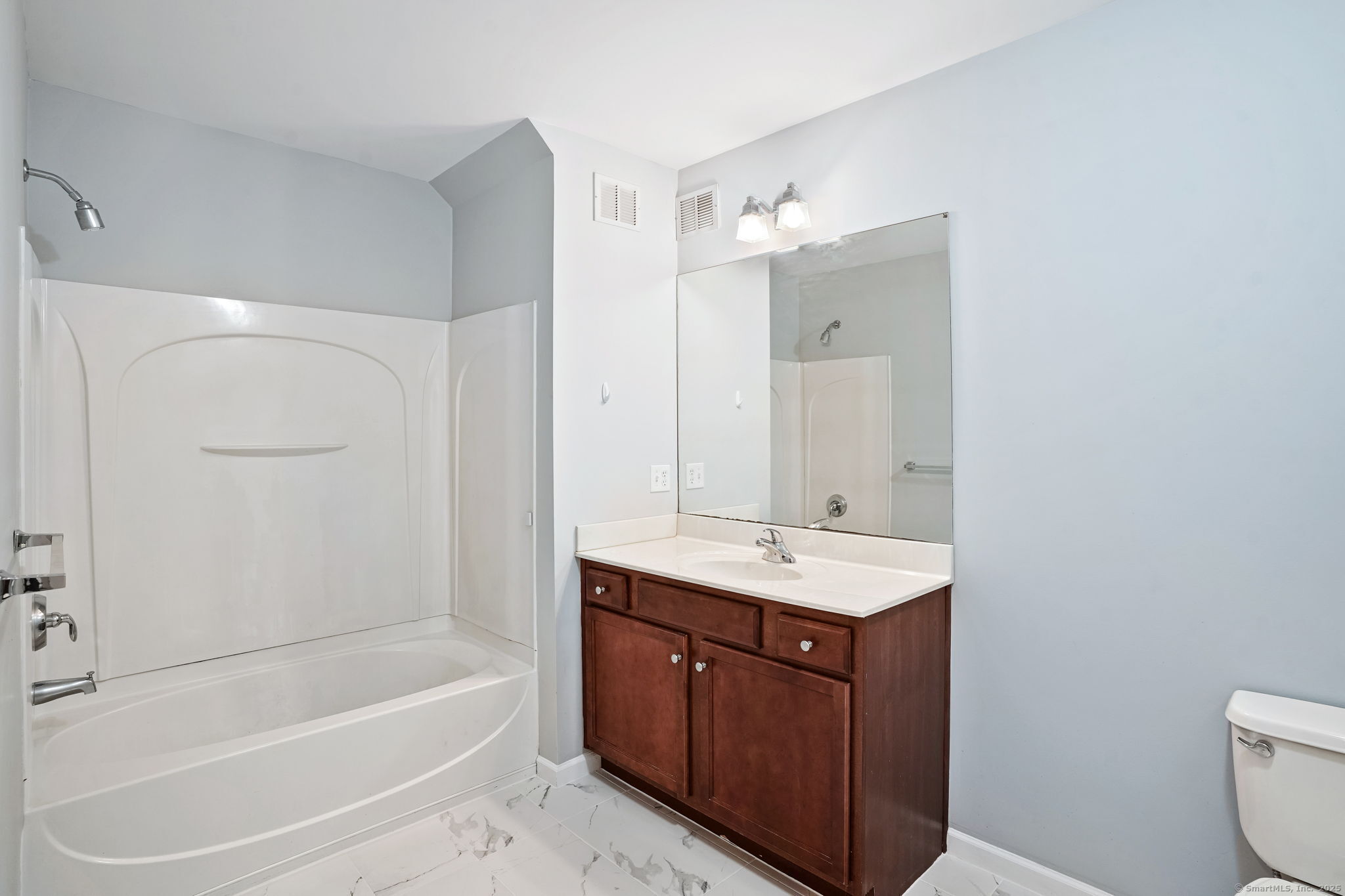 2660 North Avenue 114