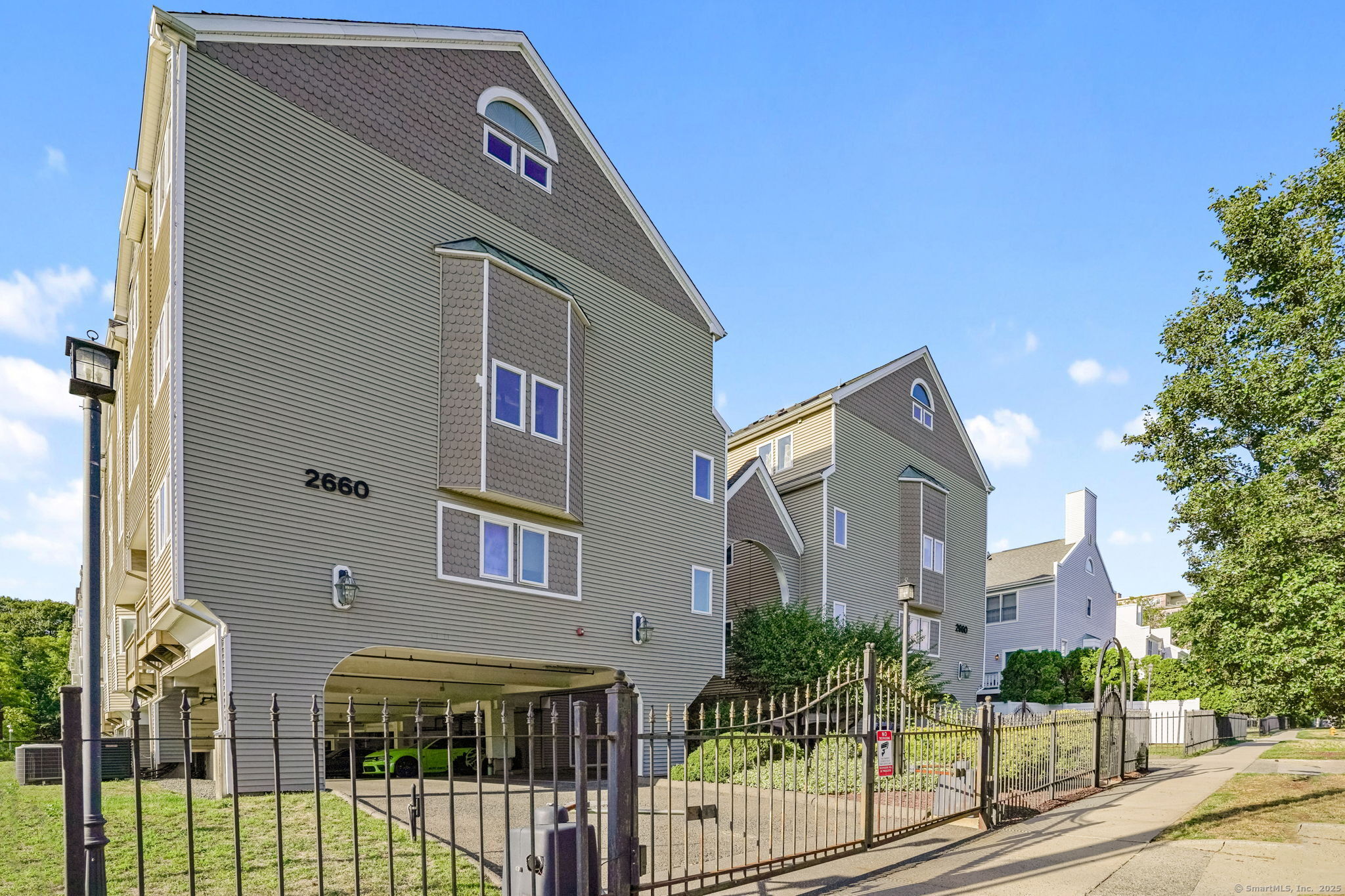 2660 North Avenue 114