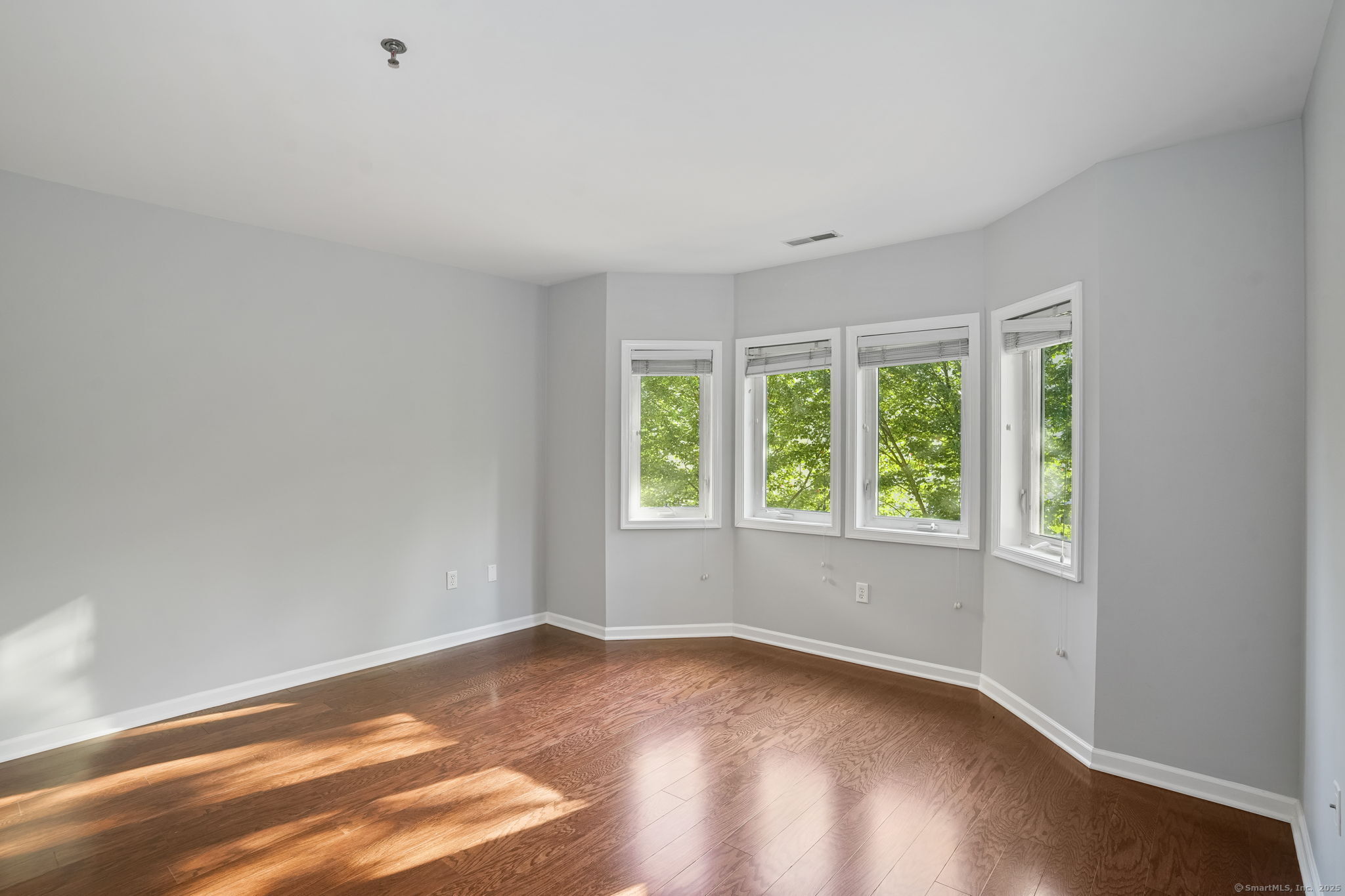 2660 North Avenue 114