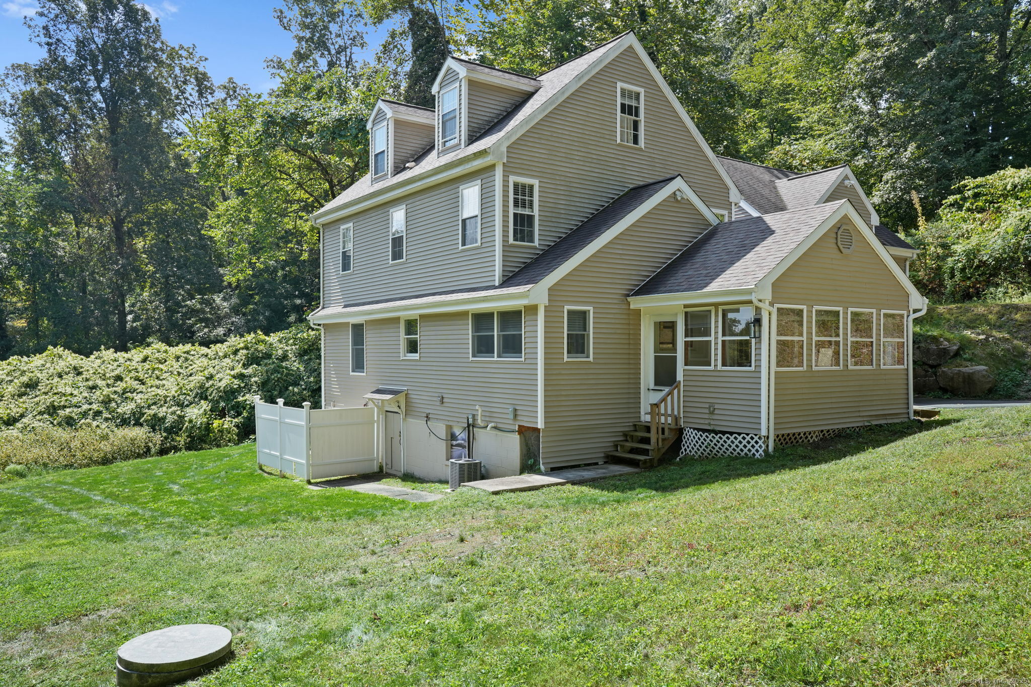 60 Pascoe Drive