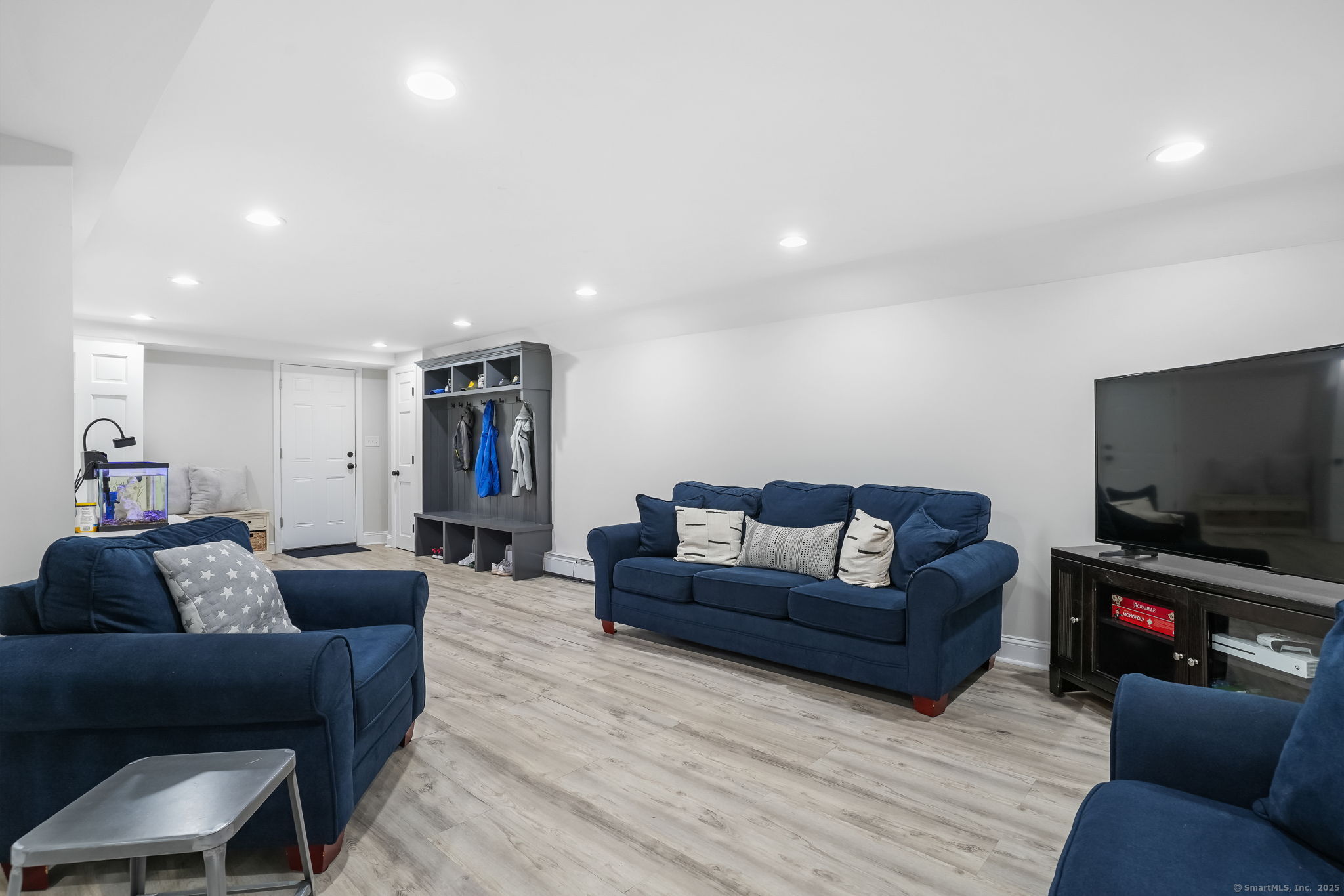 27 Poplar Street