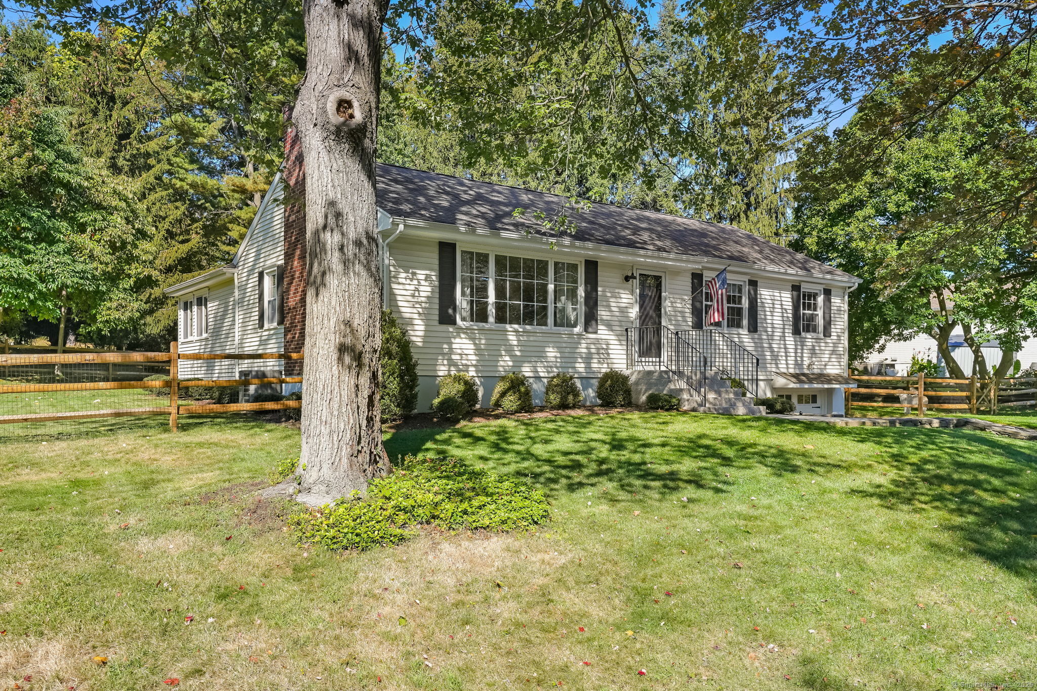 27 Poplar Street
