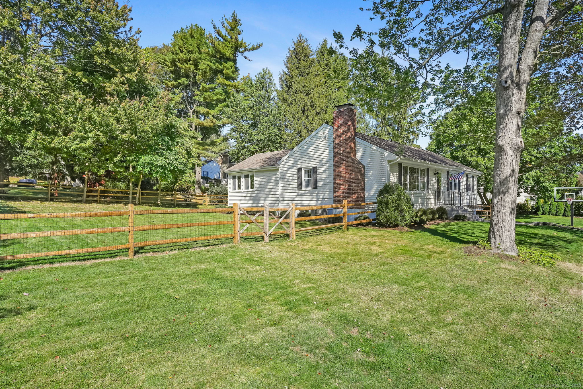 27 Poplar Street