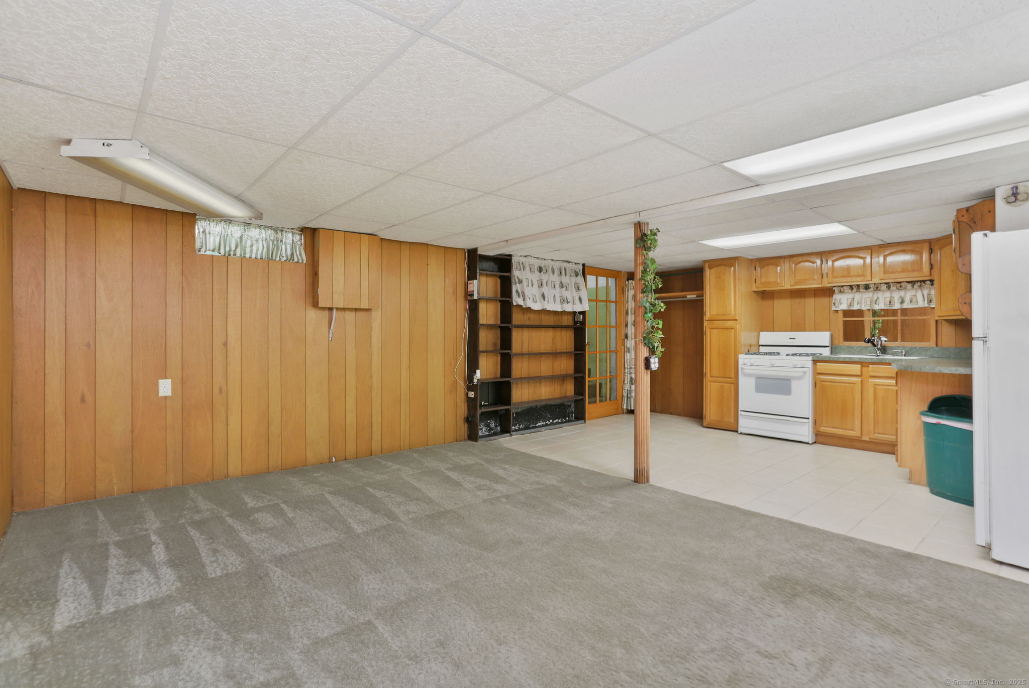 15 Hills Point Road