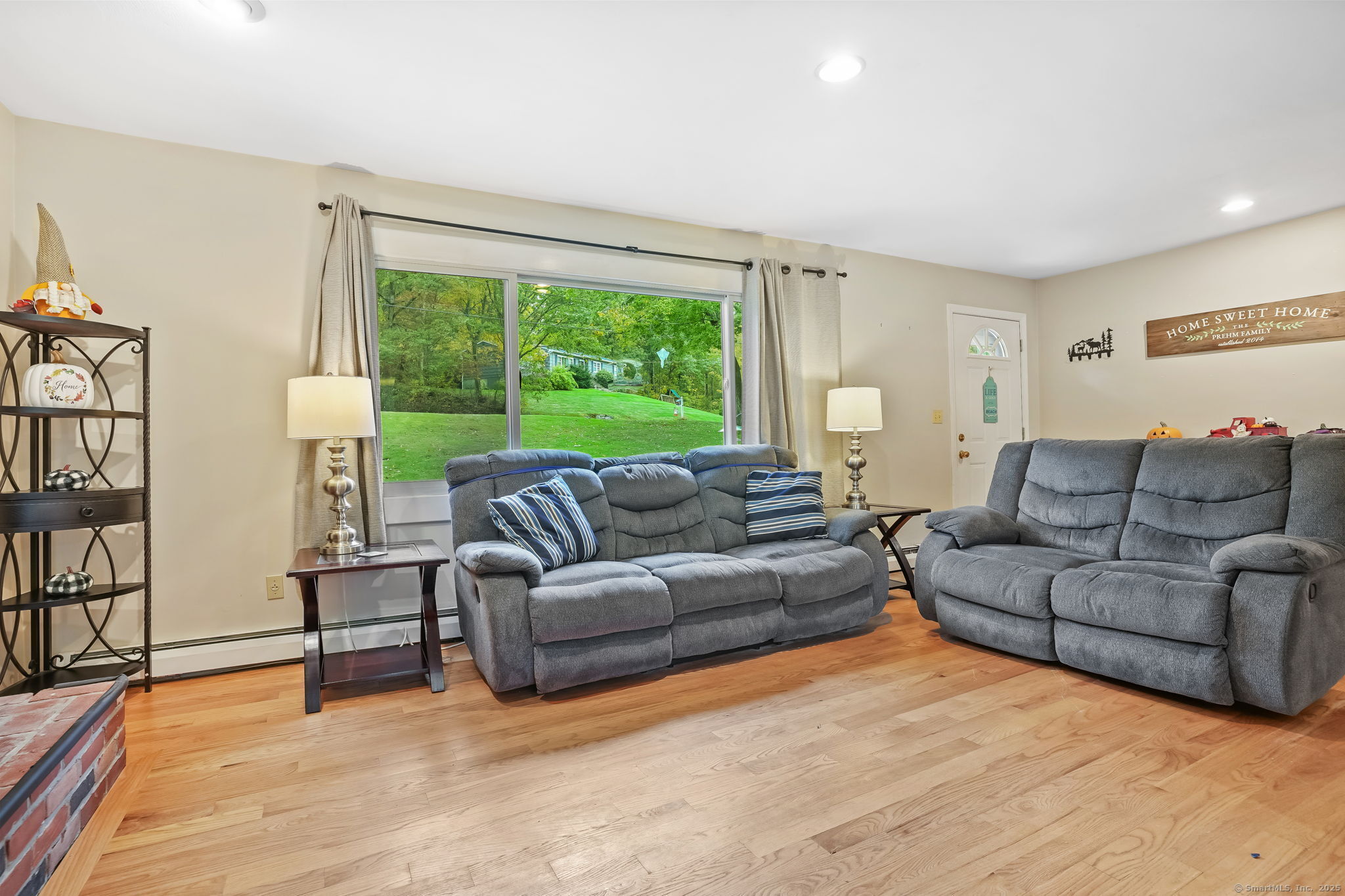 85 Far Horizons Drive