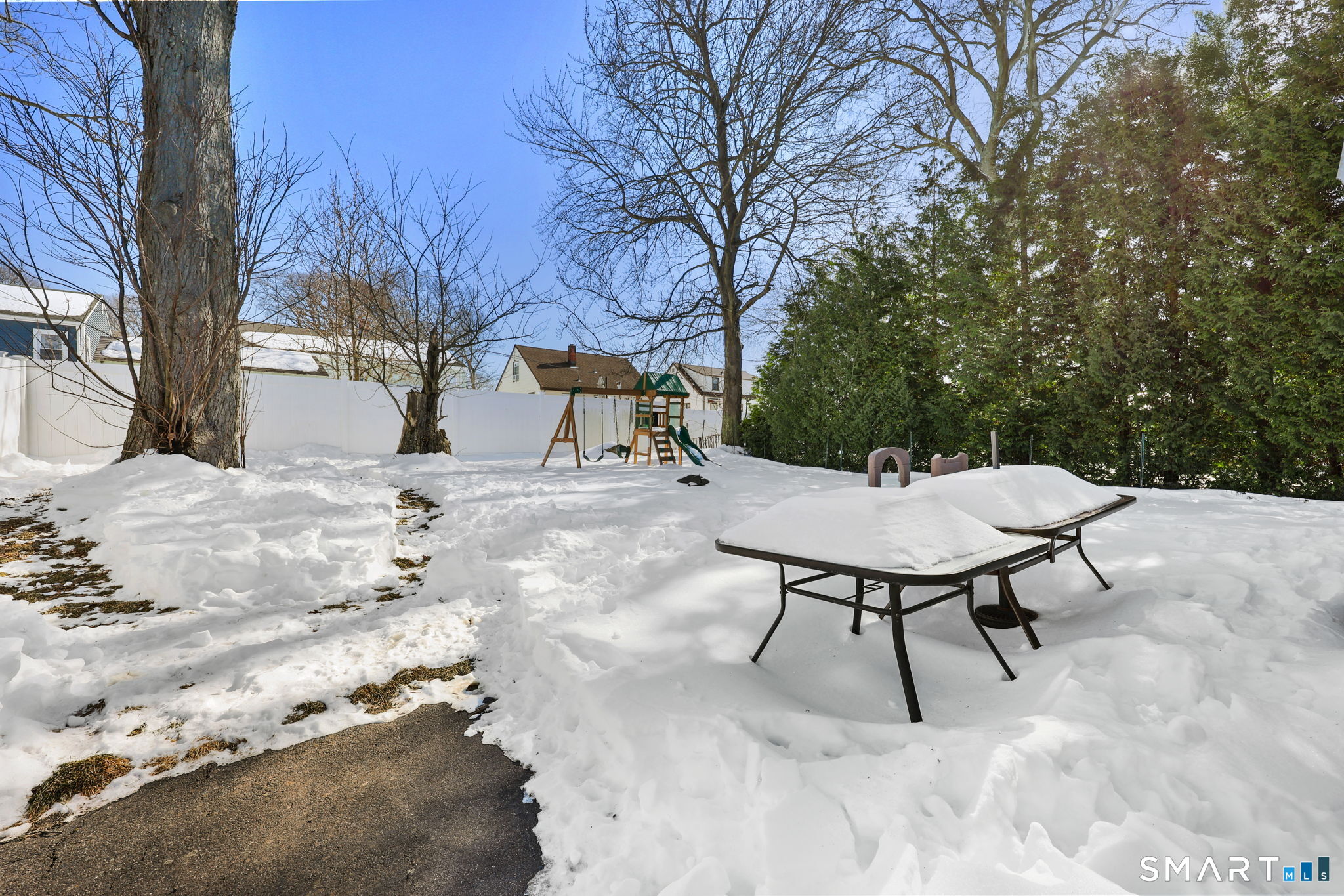 23 Warner Avenue