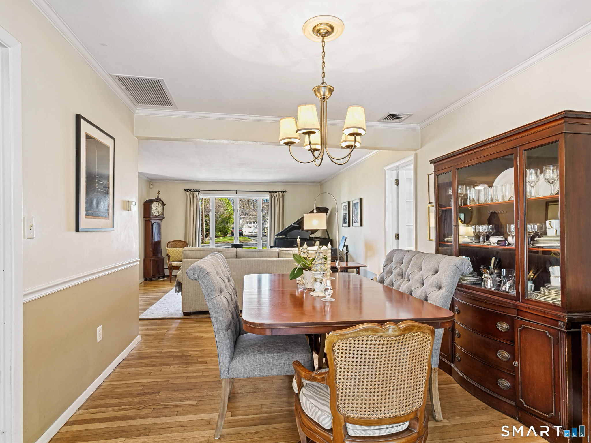 30 Rolling Wood Drive