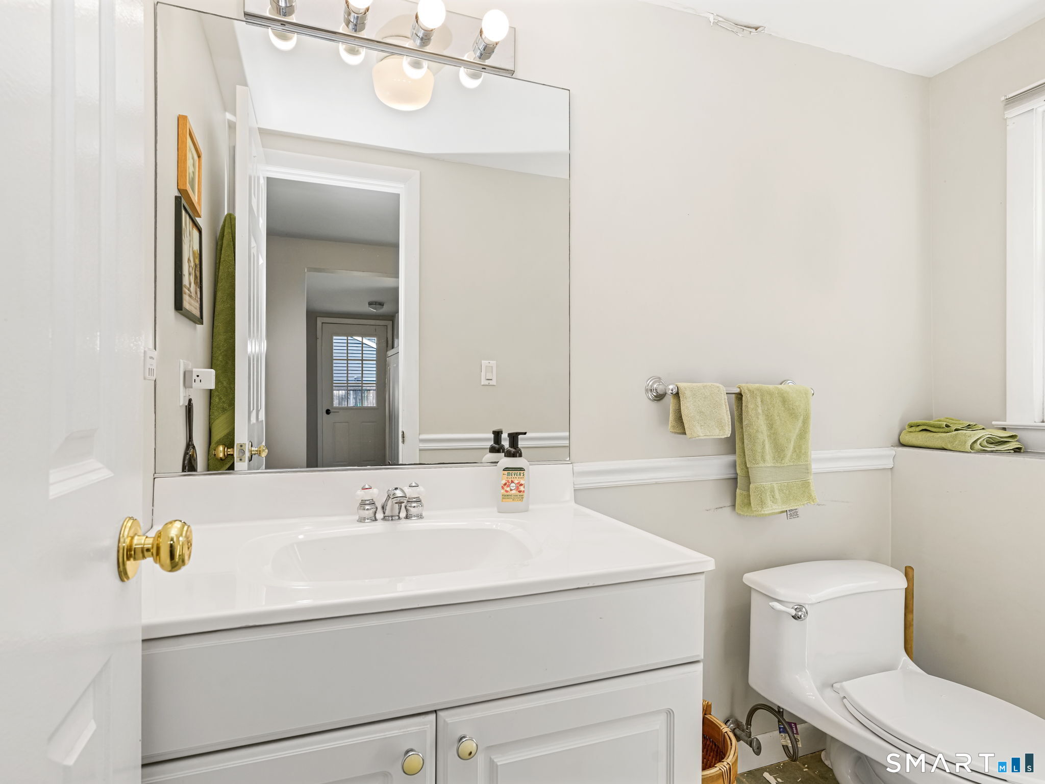 30 Rolling Wood Drive