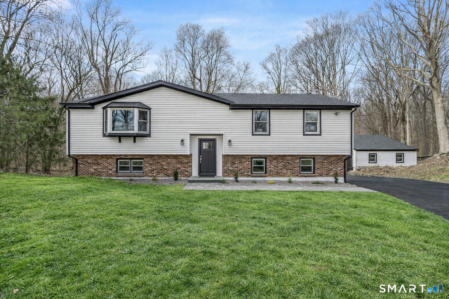 156 Fresh Meadow Lane