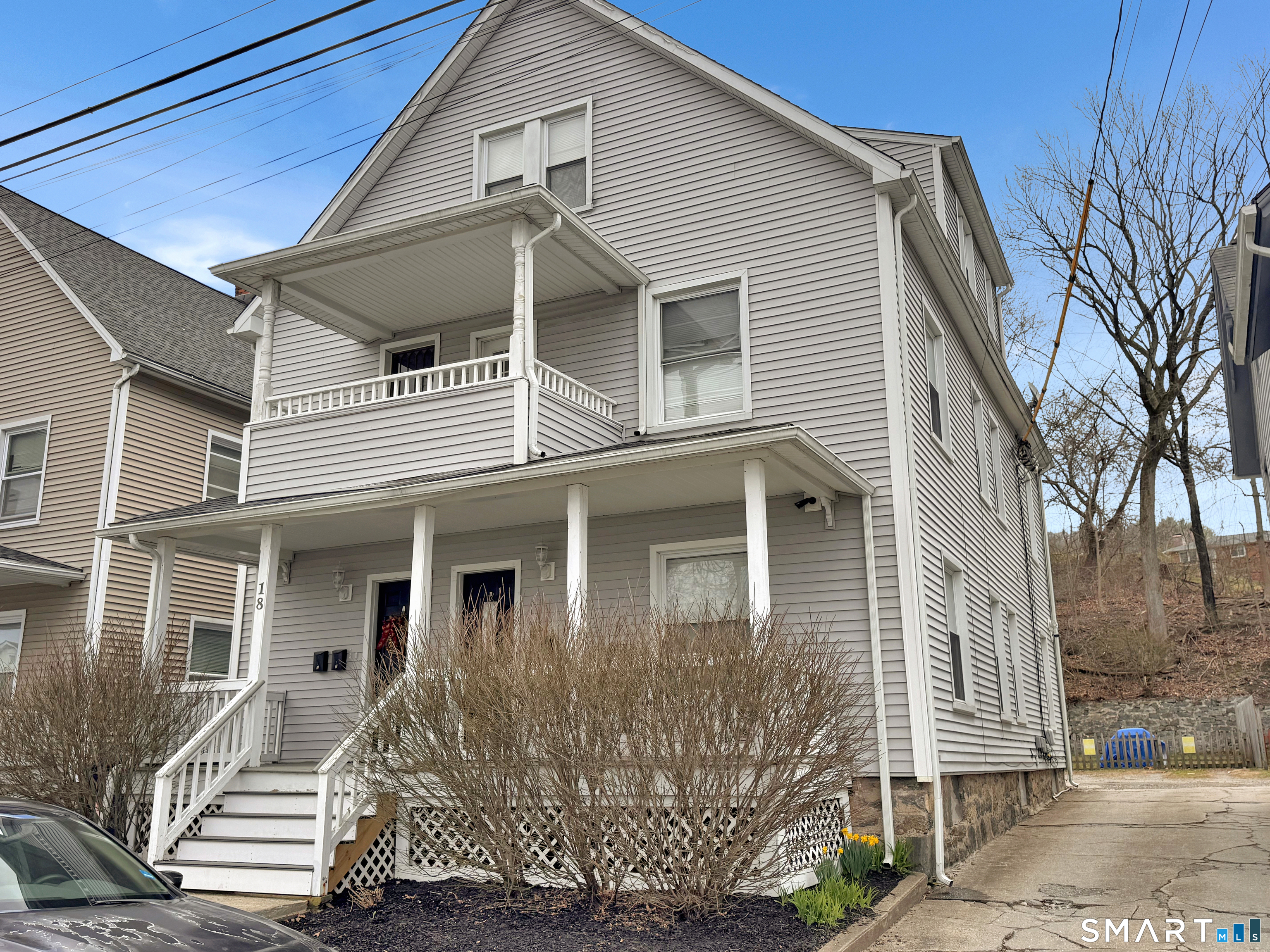 18 Columbia Street