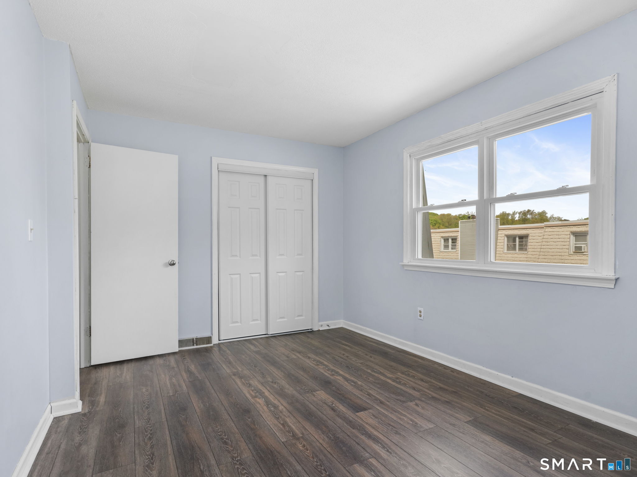 61 Meetinghouse Village 8