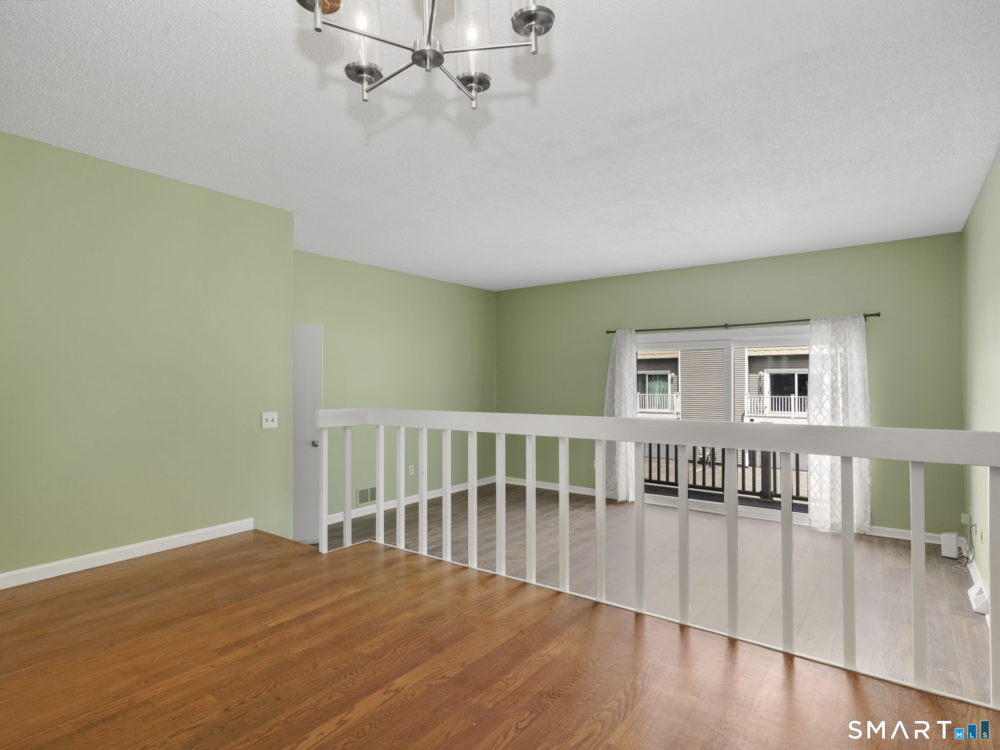 61 Meetinghouse Village 8