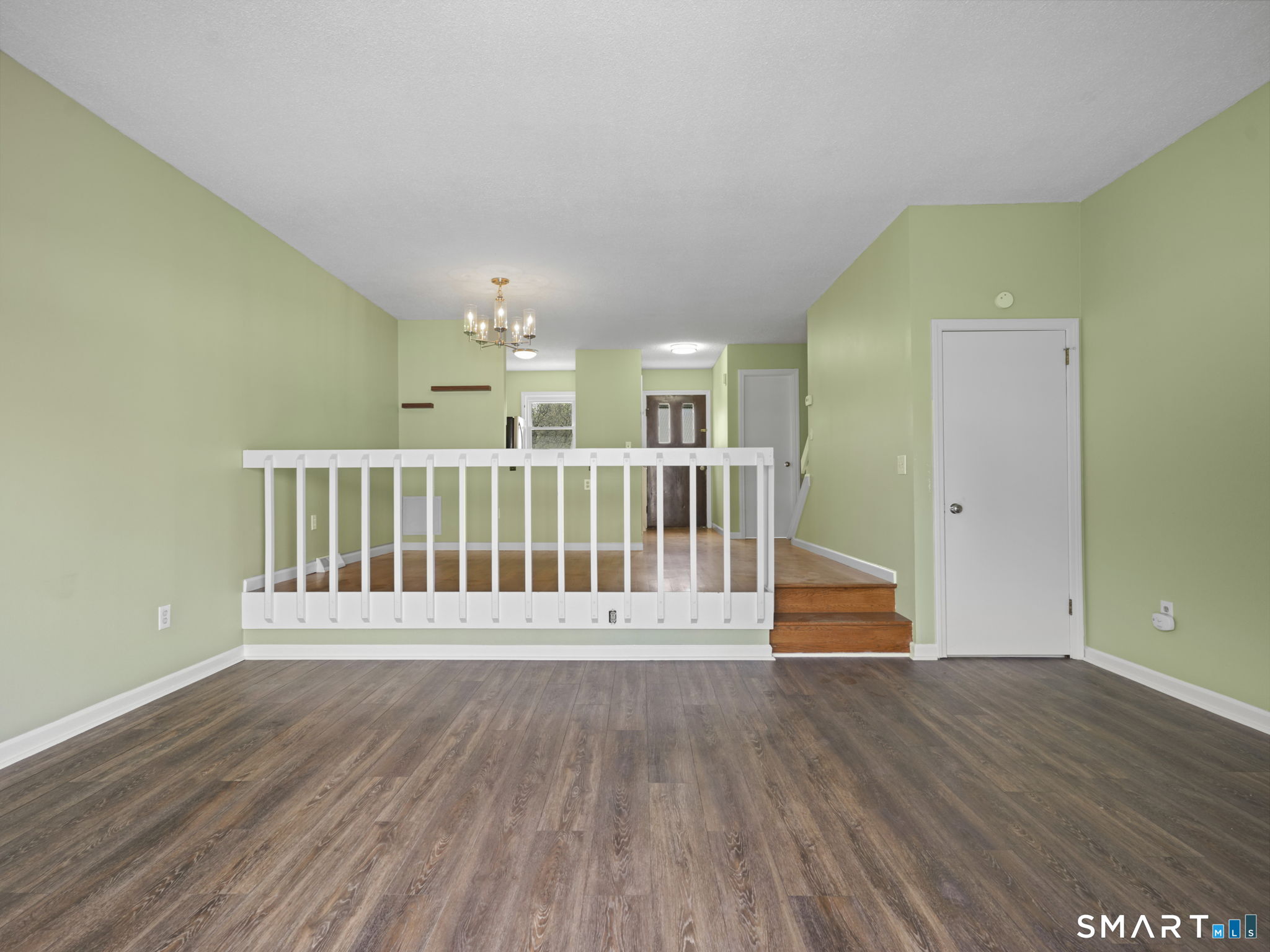 61 Meetinghouse Village 8
