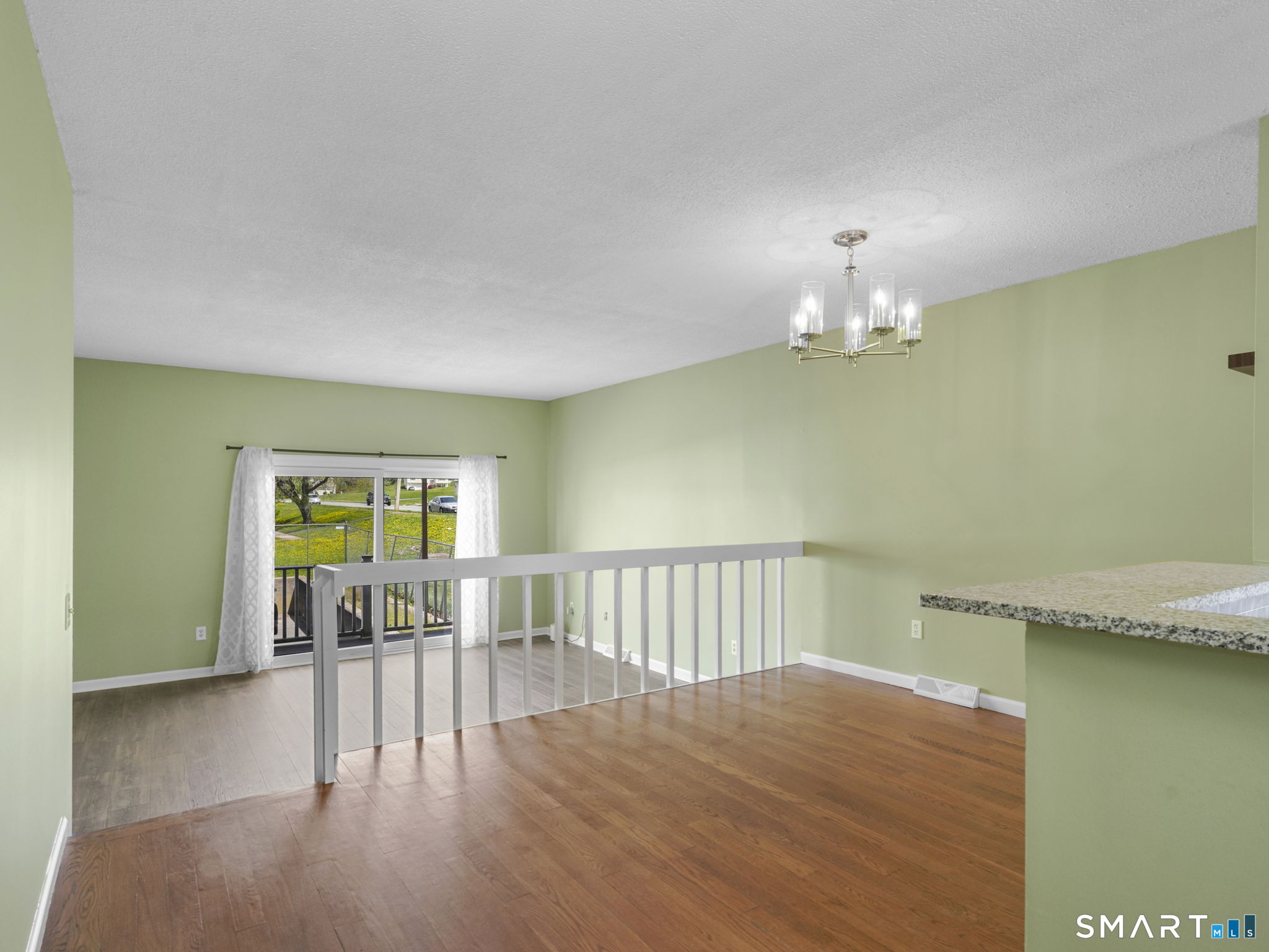 61 Meetinghouse Village 8