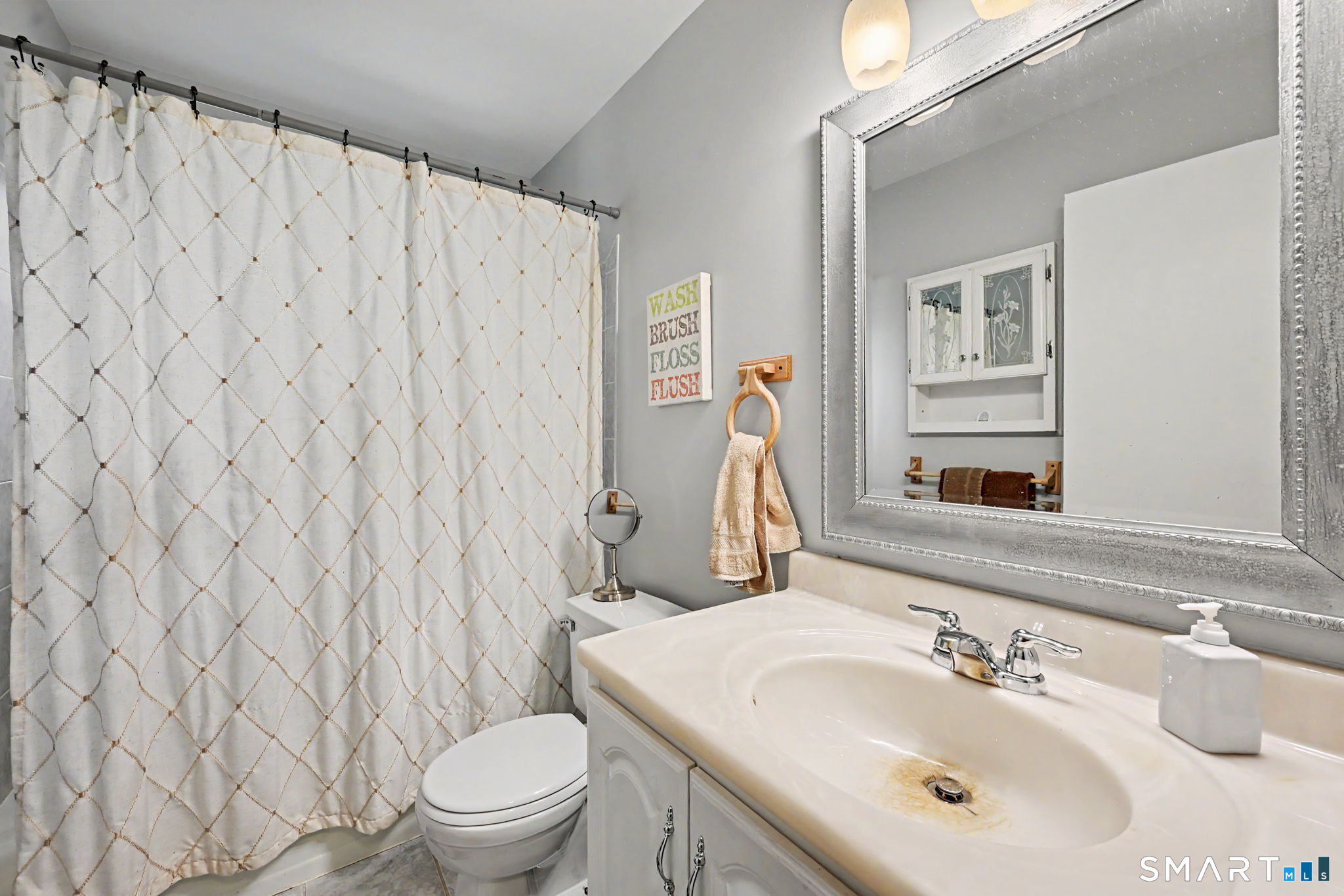 49 Balance Rock Road Unit: 7
