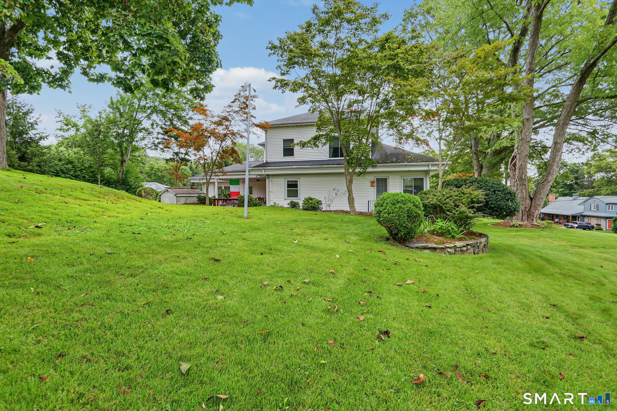 17 Little Plain Road