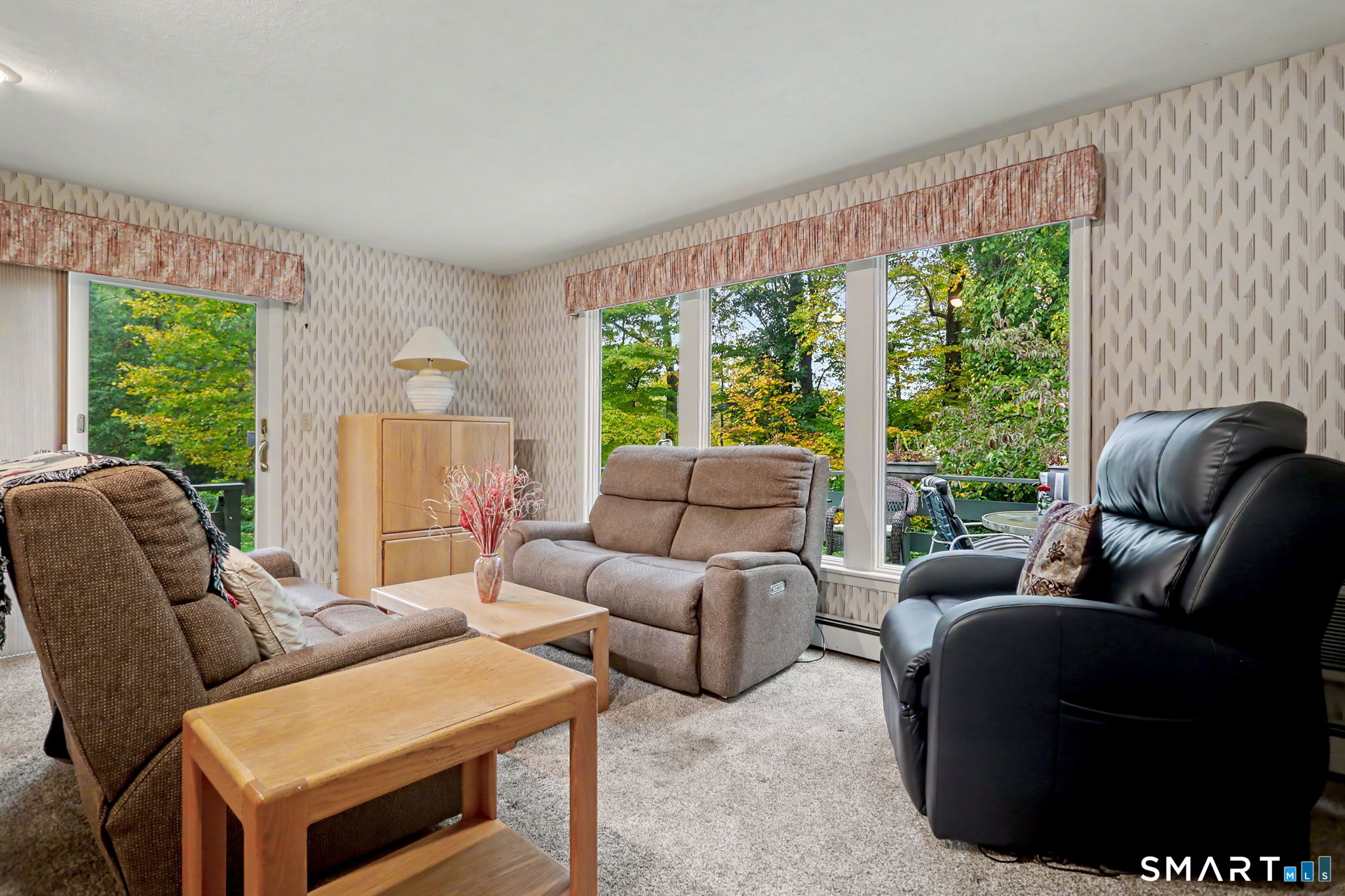 8 Woodfield Drive