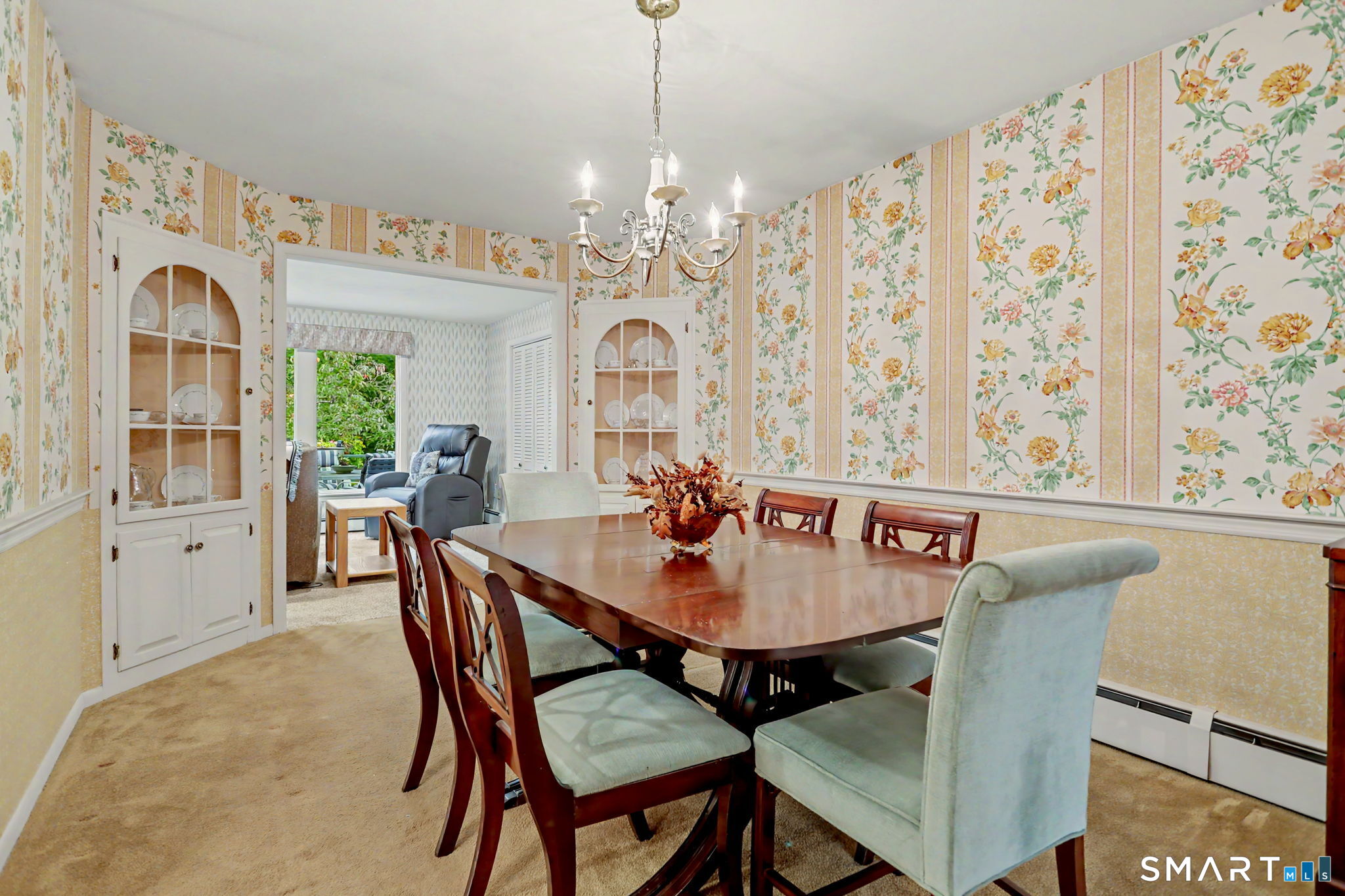 8 Woodfield Drive