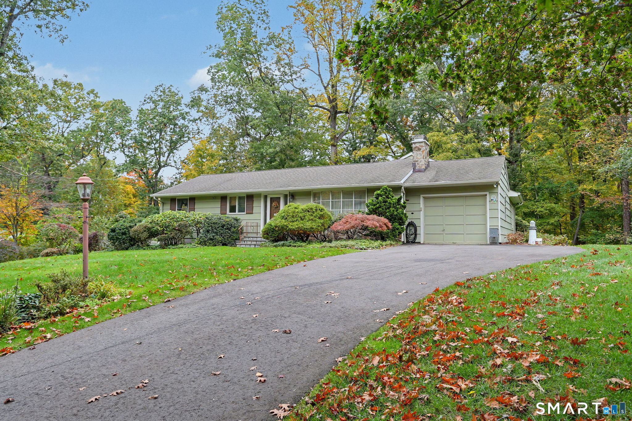 8 Woodfield Drive