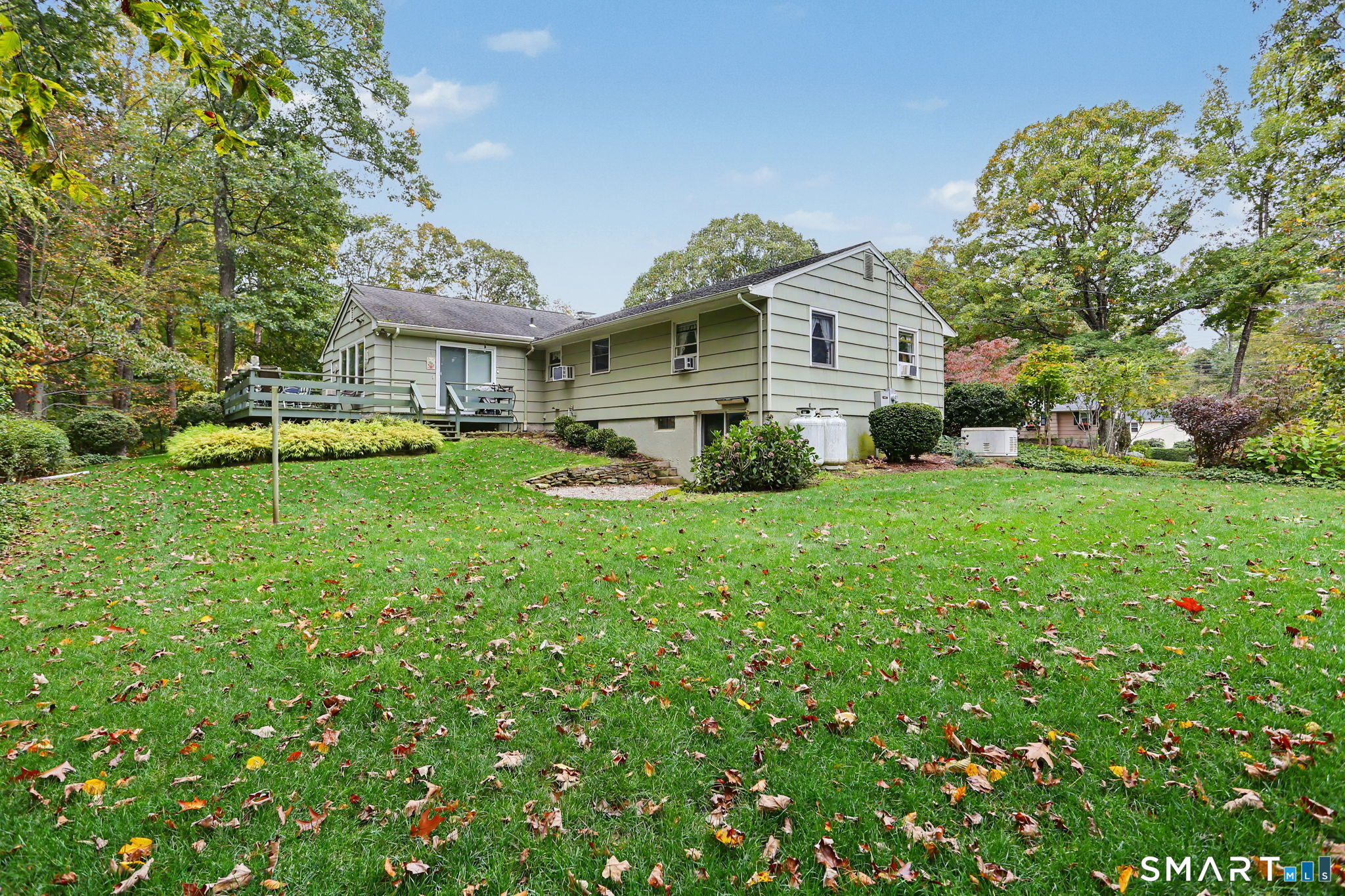 8 Woodfield Drive