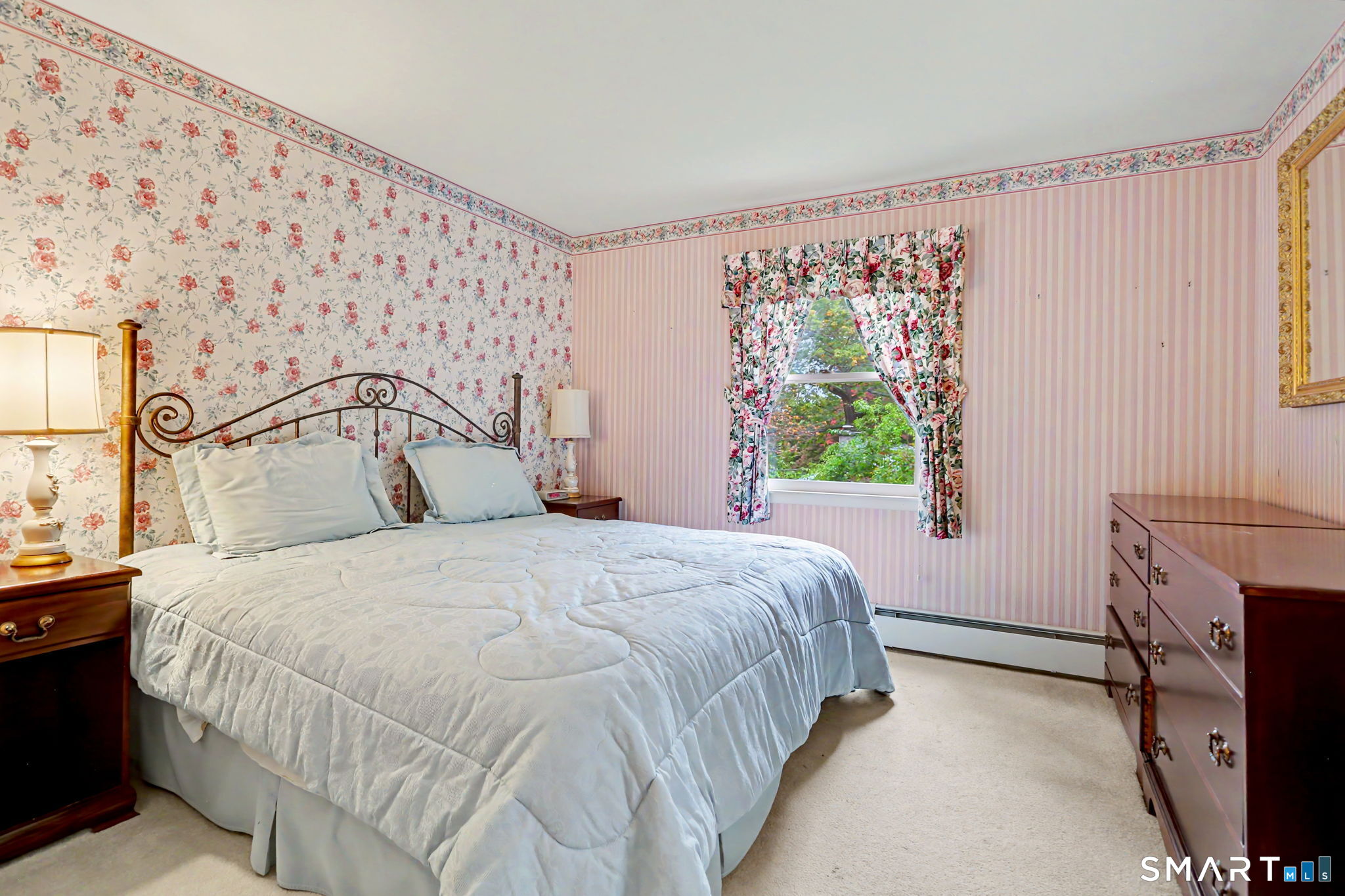 8 Woodfield Drive