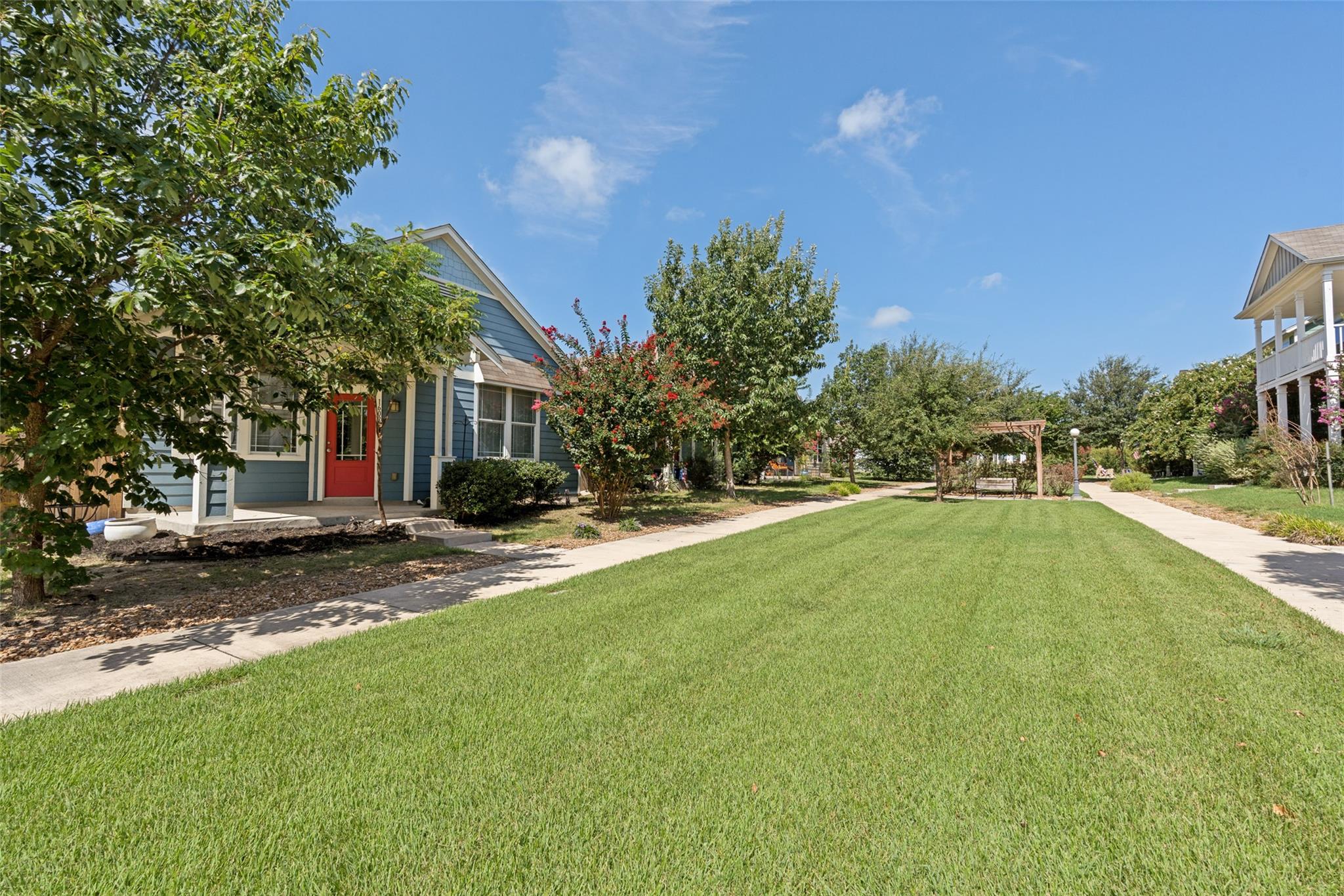 1609 Arbor Knot DR