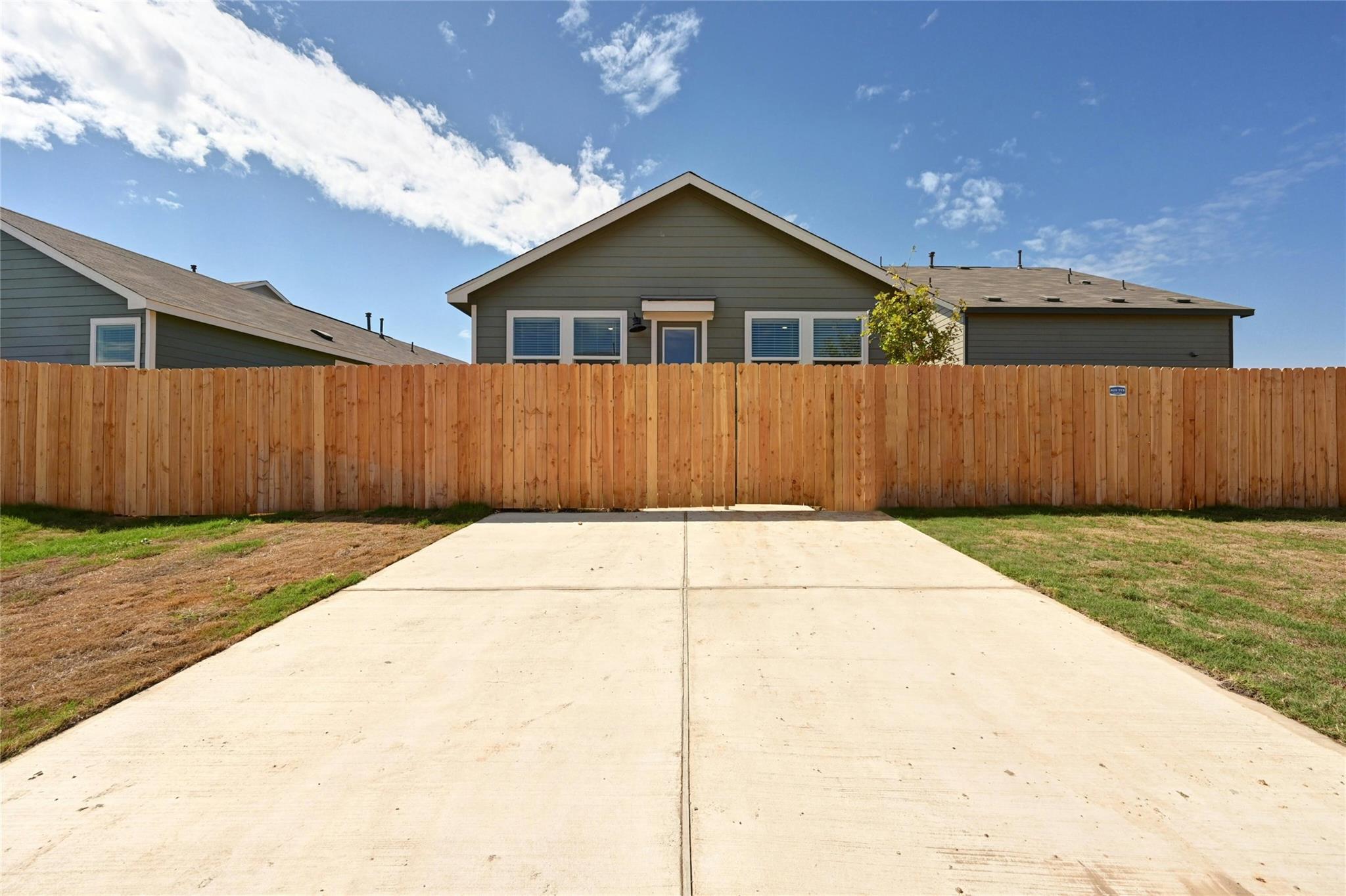 203 Chapel Beck Dr DR