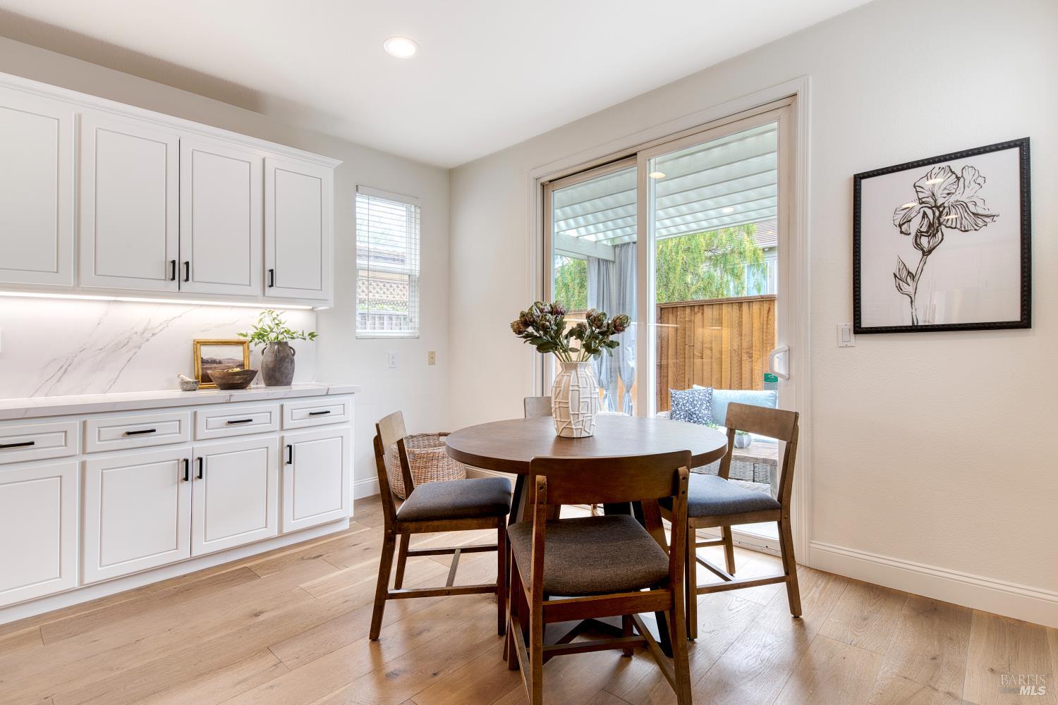 19 Sunny Cove Dr
