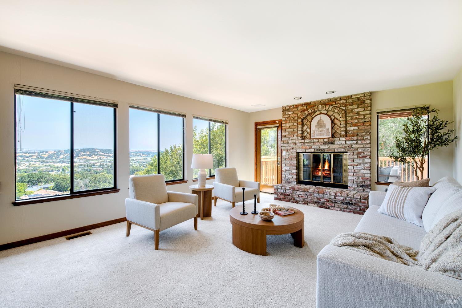 809 Arlington Cir