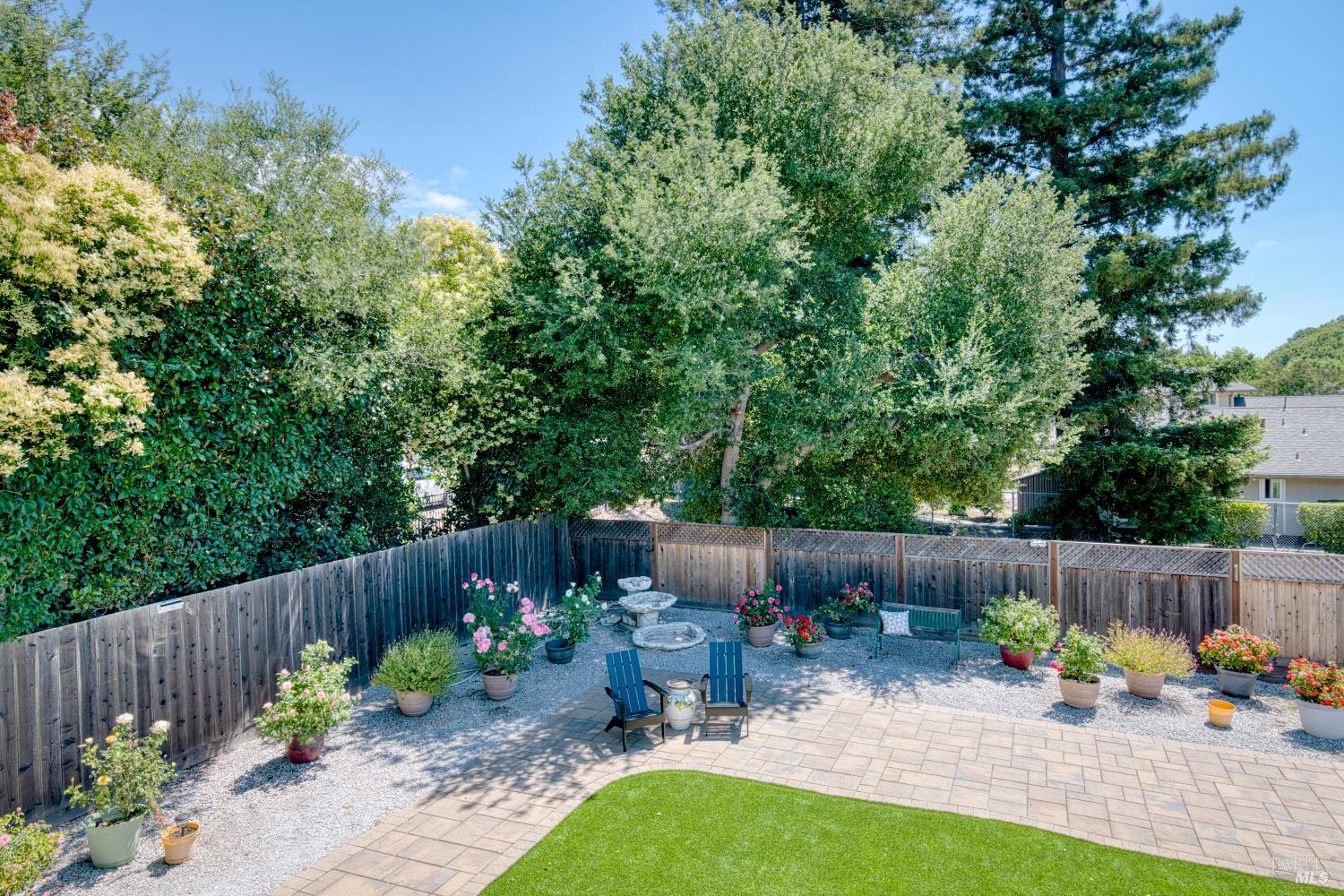 2396 Las Gallinas Ave