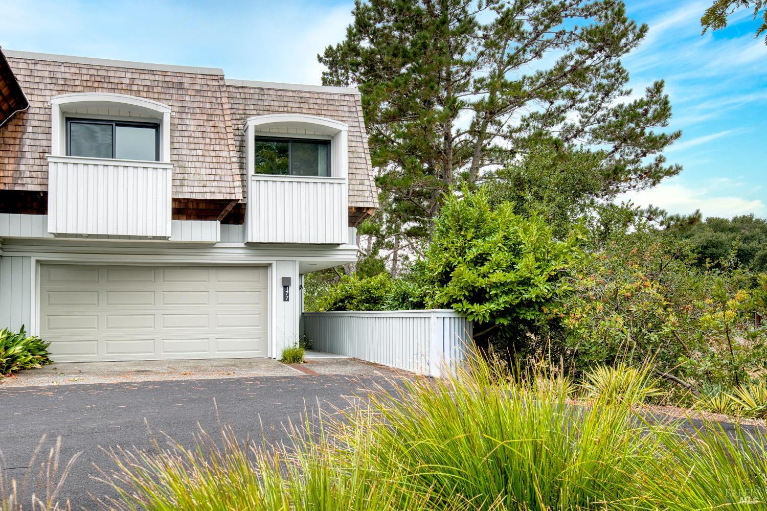 177 Knollwood Dr