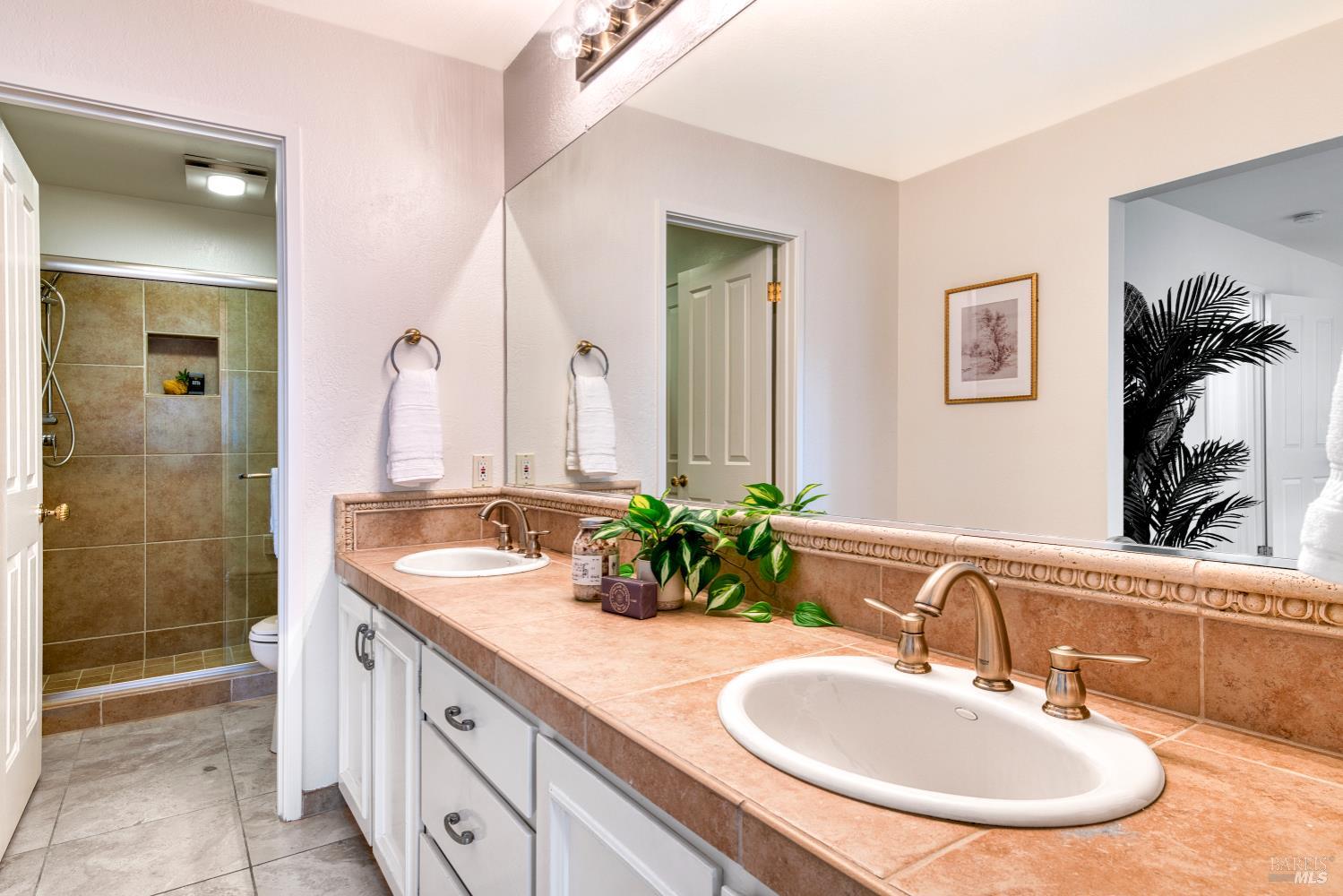 177 Knollwood Dr