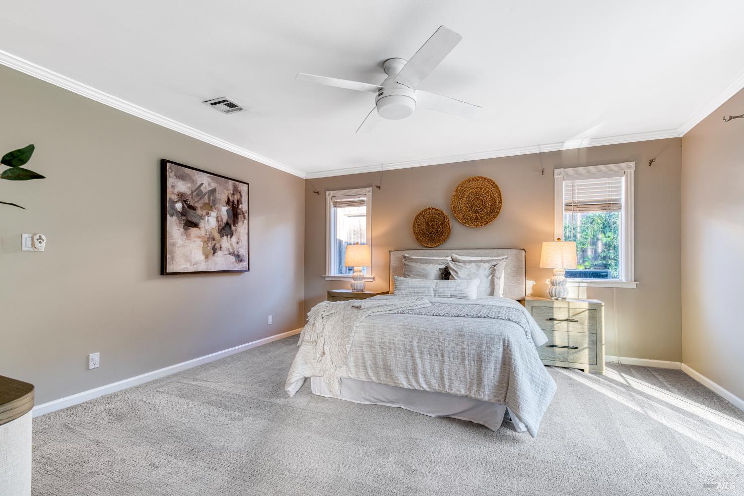 237 Alameda De La Loma