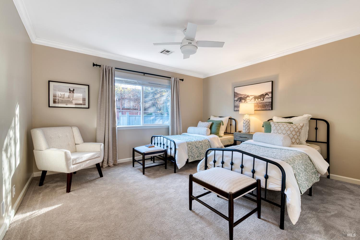 237 Alameda De La Loma