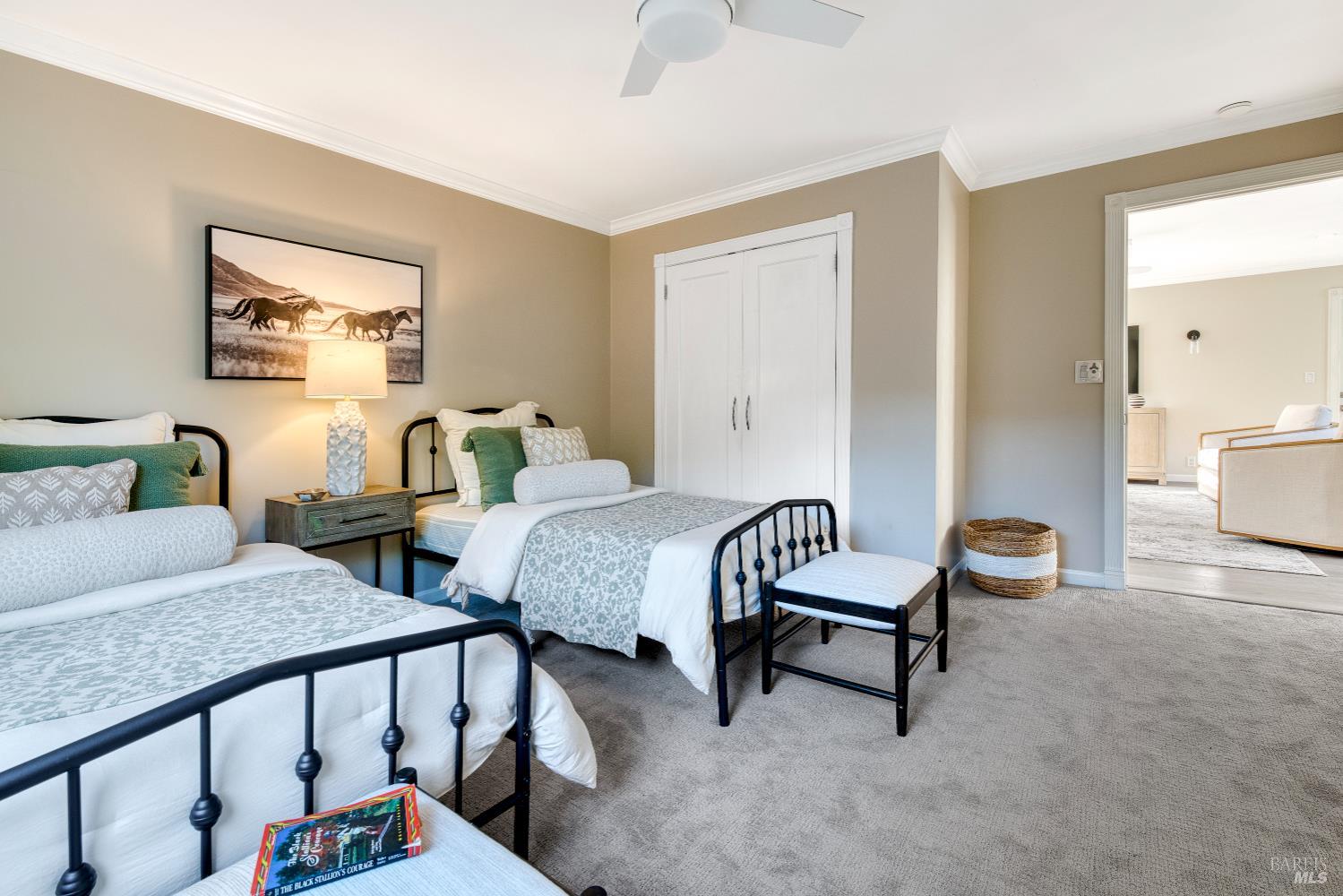 237 Alameda De La Loma