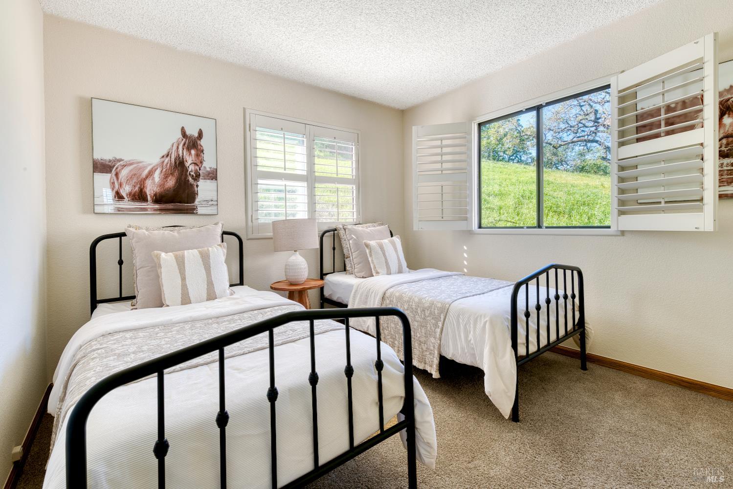 1114 Redwood Boulevard