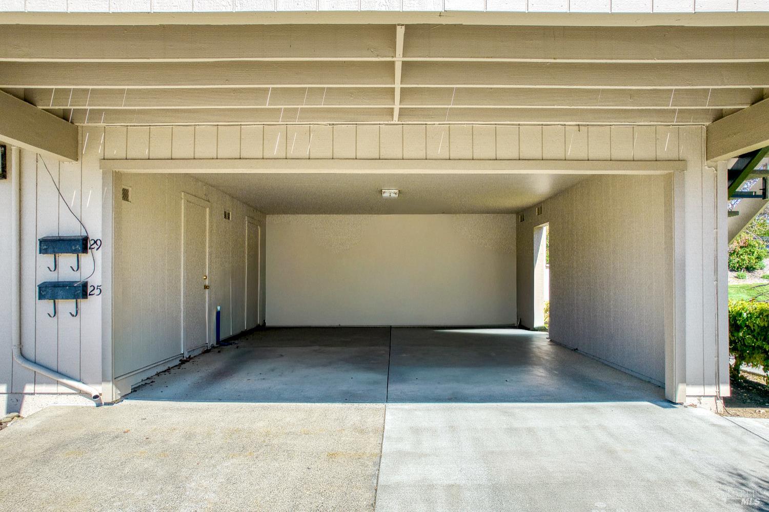 29 Sailmaker Court