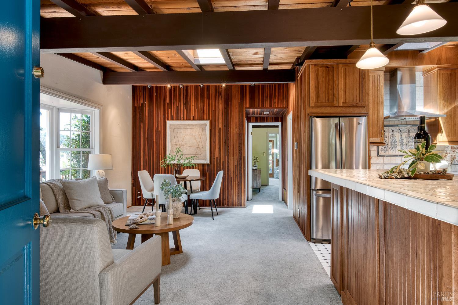 135 Martens Boulevard