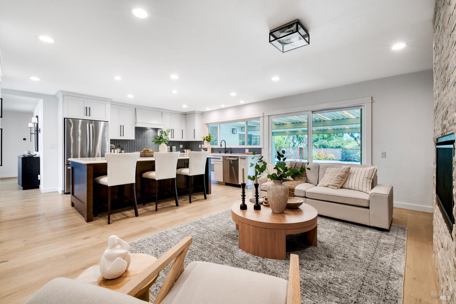 13 Woodland Court