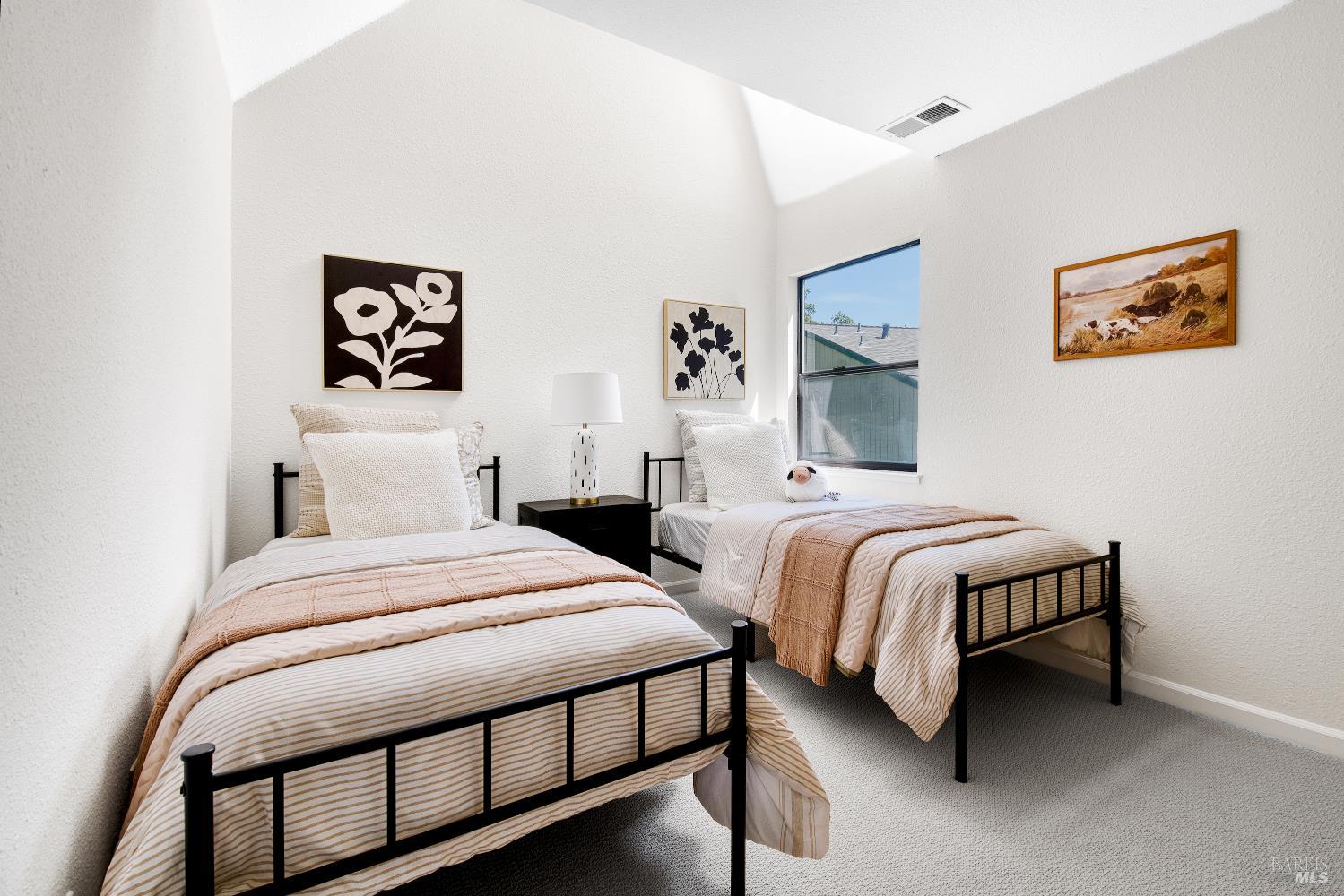 9 Cama Lane
