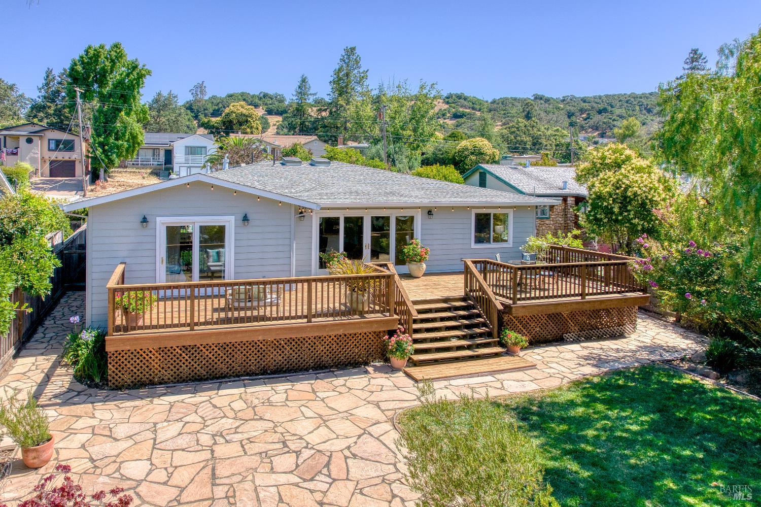 649 Peach Street
