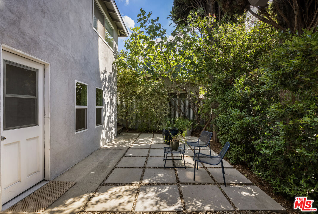 2304 W Avenue 31