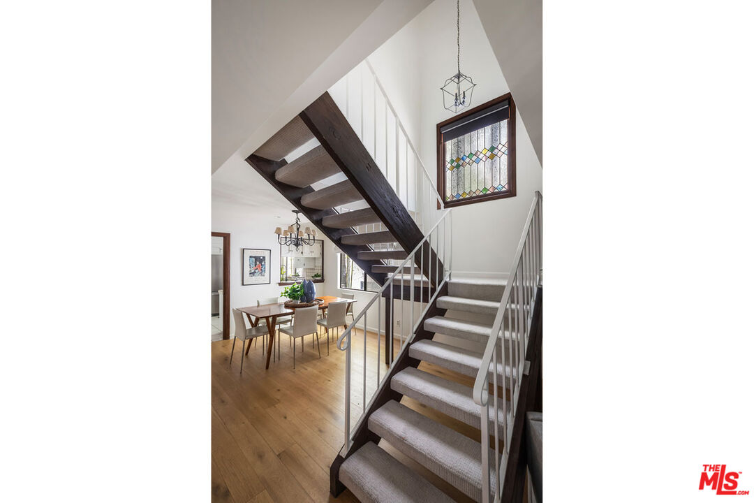 1916 Overland Ave Unit: 2