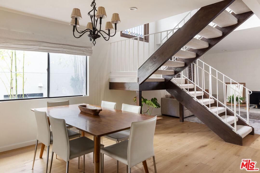 1916 Overland Ave Unit: 2