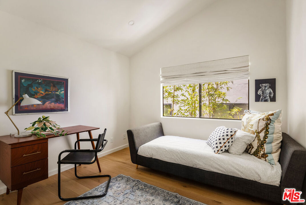 1916 Overland Ave Unit: 2