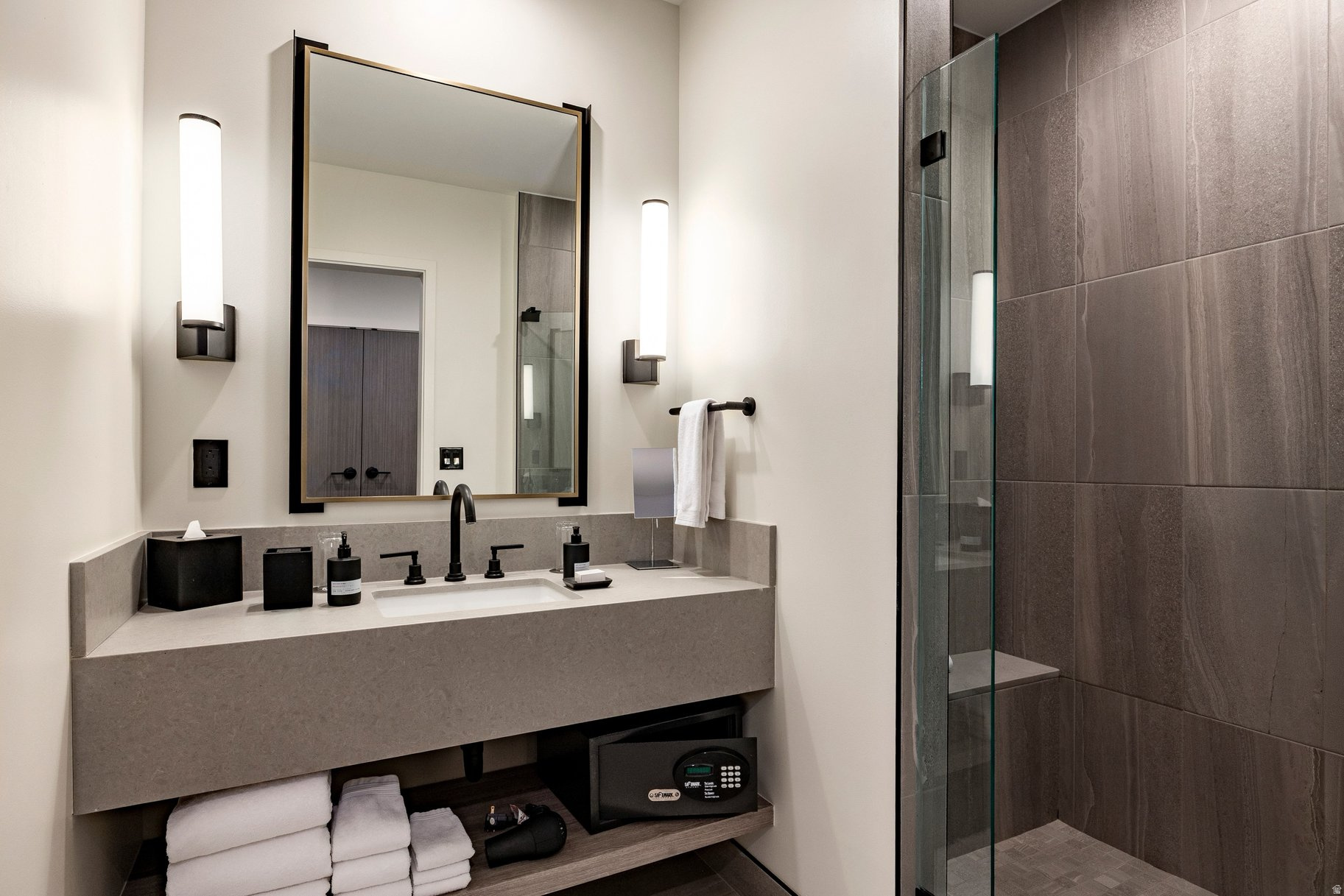 2417 W HIGH MOUNTAIN RD #3605