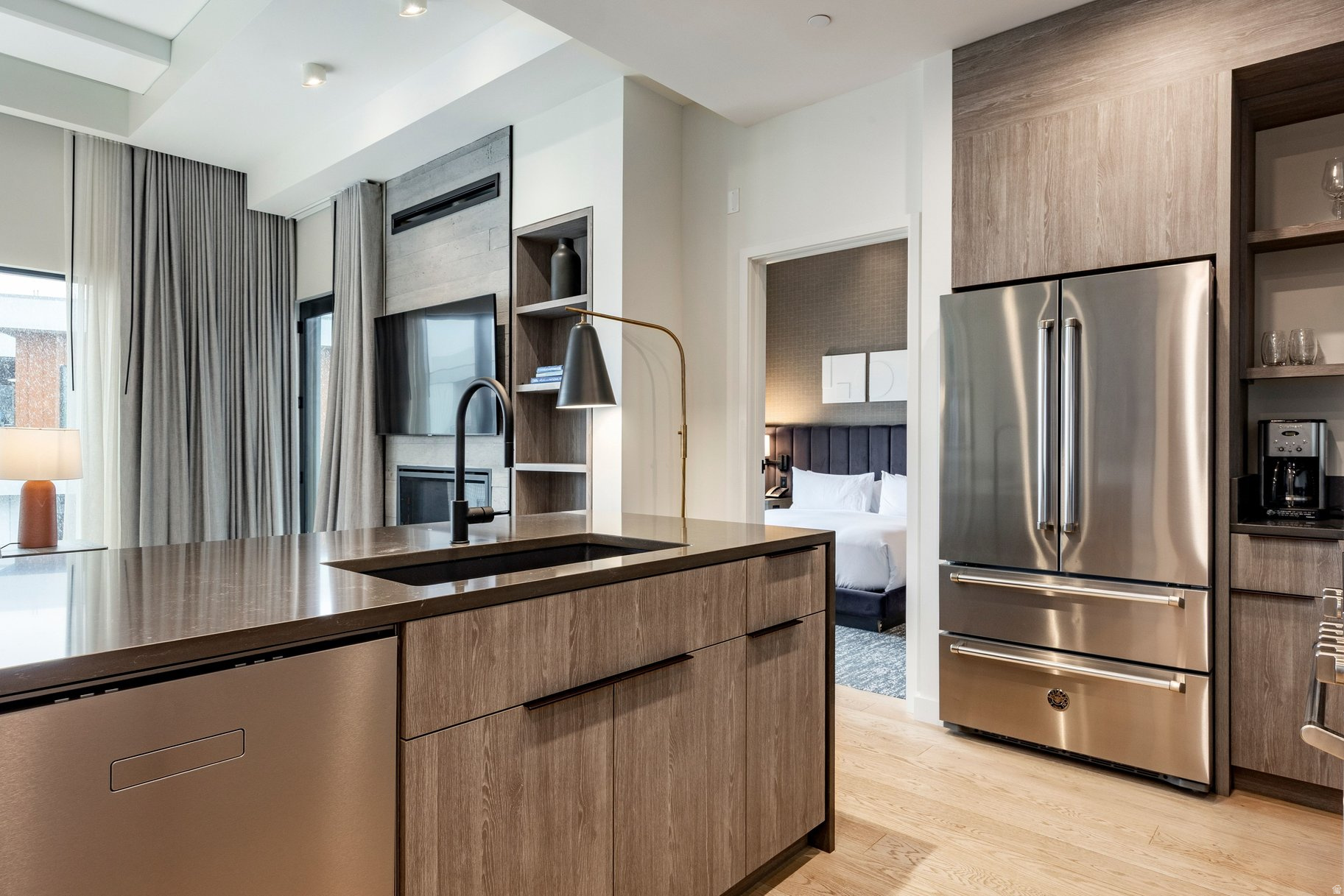 2417 W HIGH MOUNTAIN RD #3605